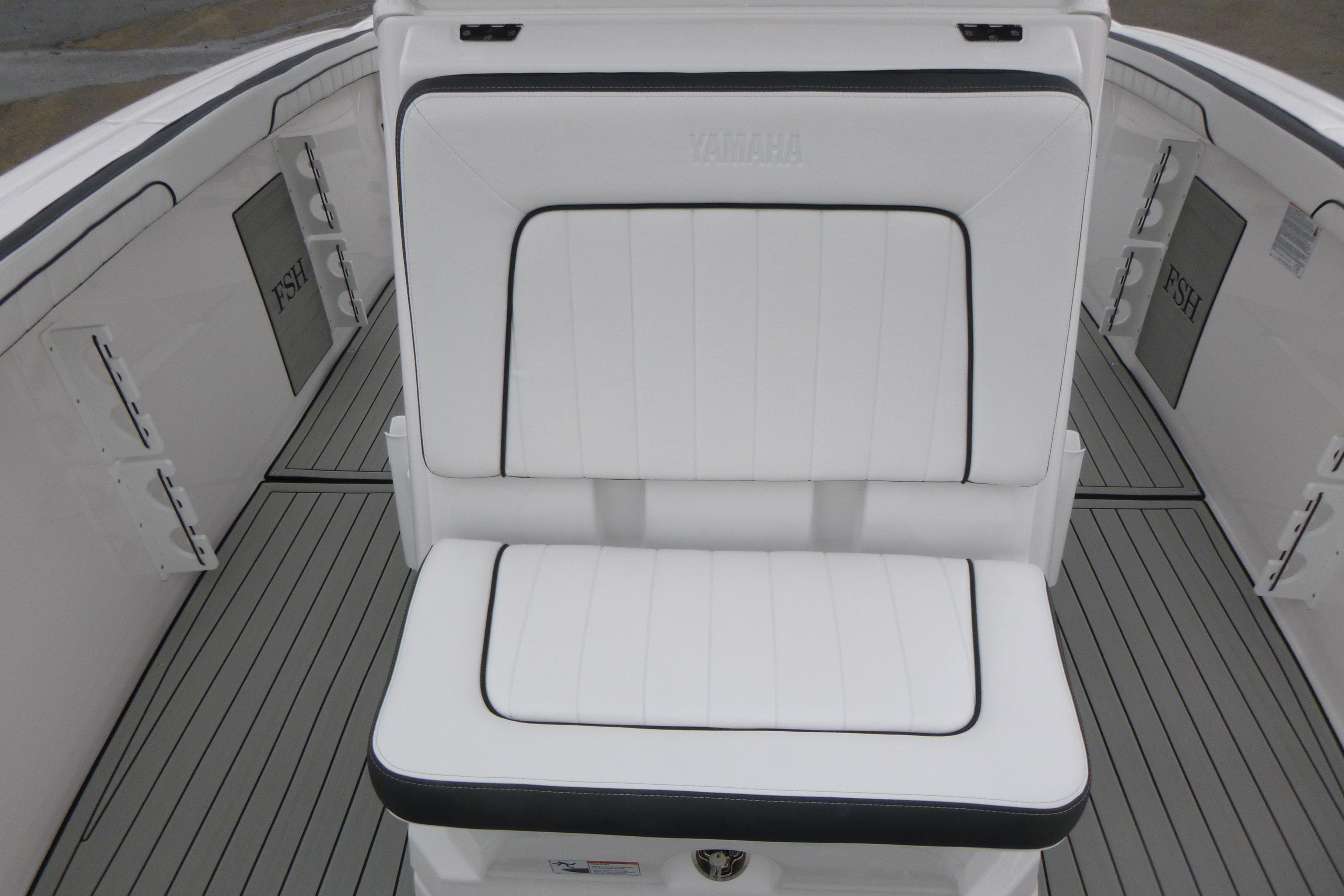 2026 Yamaha Boats 255 FSH Sport H Gallery
