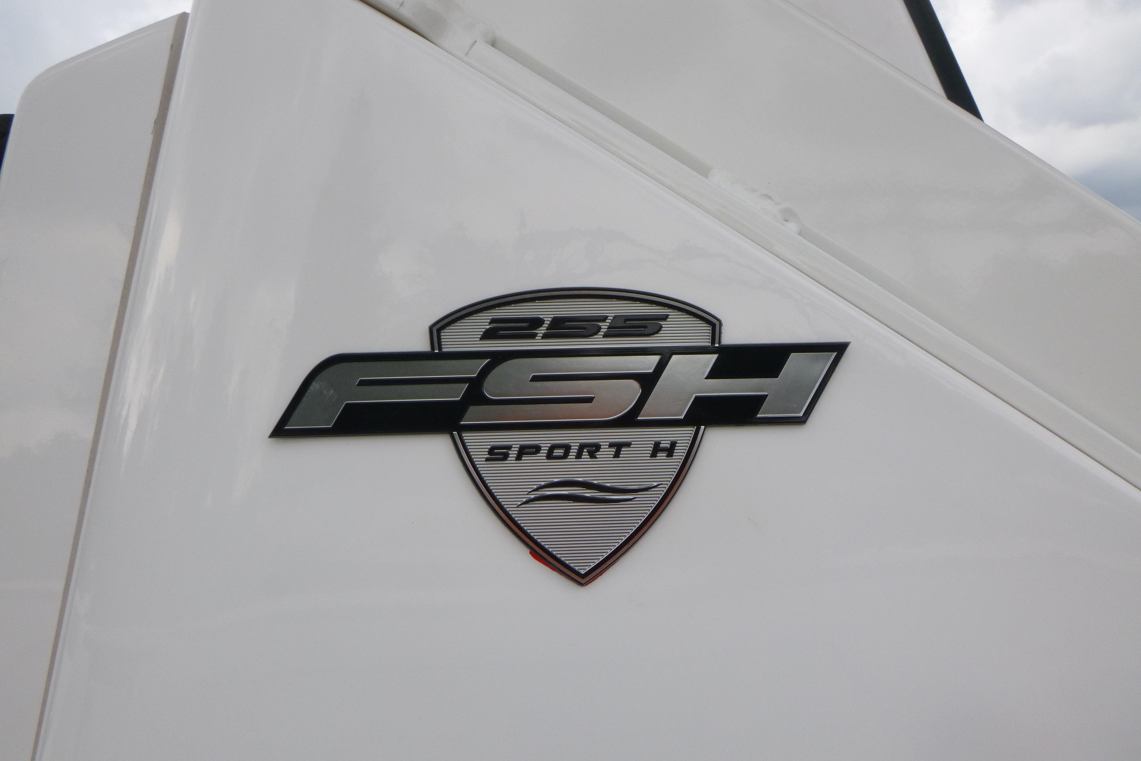 2026 Yamaha Boats 255 FSH Sport H Gallery