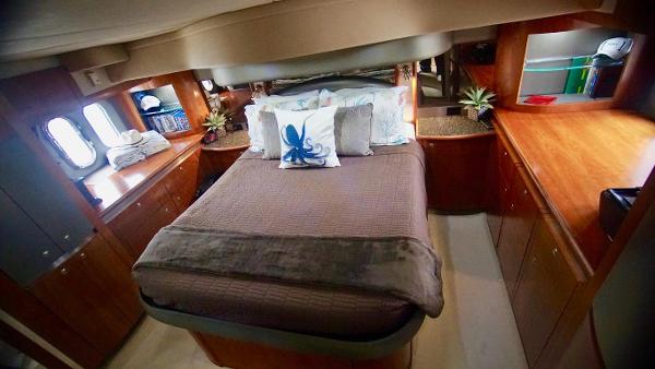 50' Cruisers Yachts, Listing Number 100850662, - Photo No. 24
