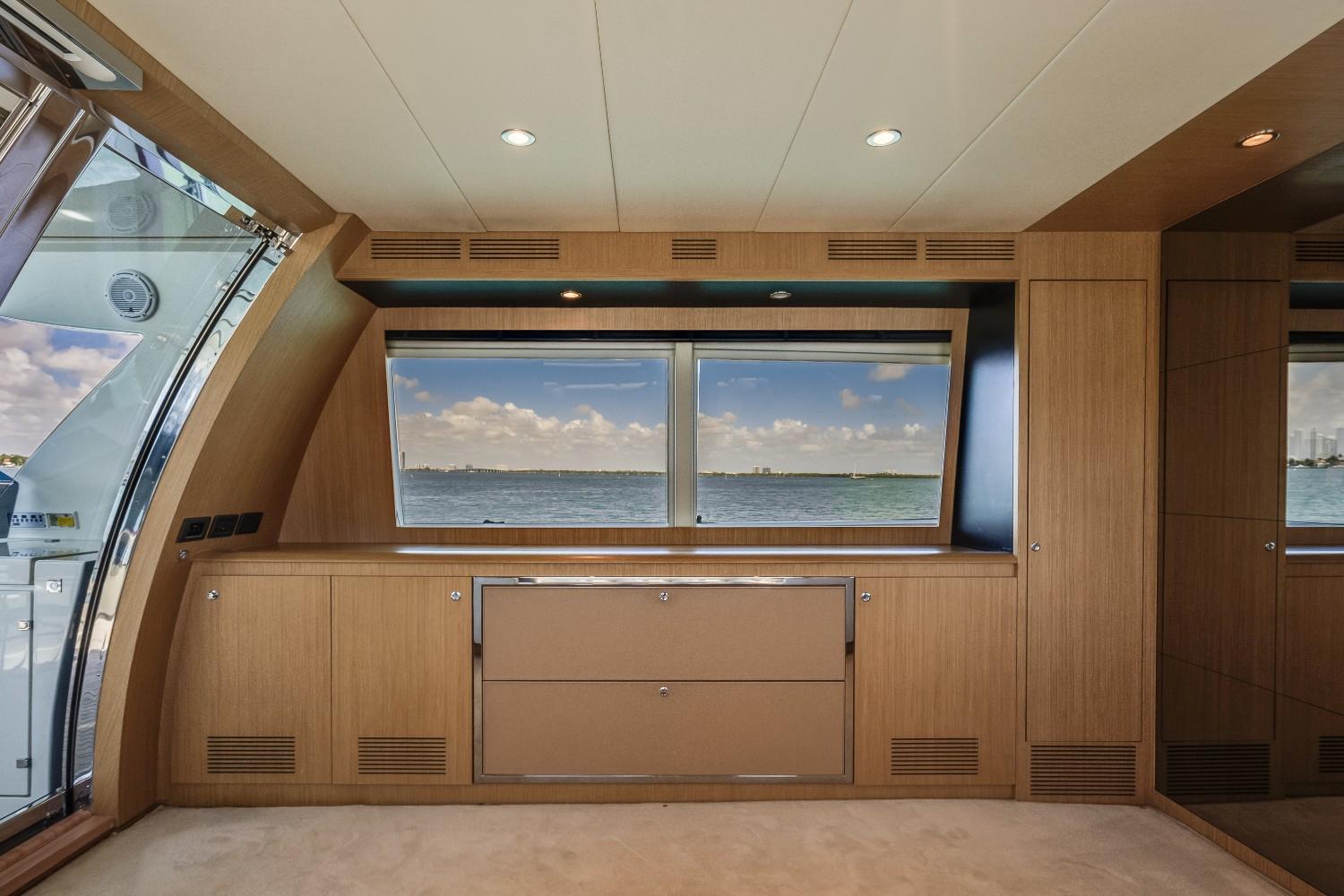 2012 Riva 75 Venere Namedropper