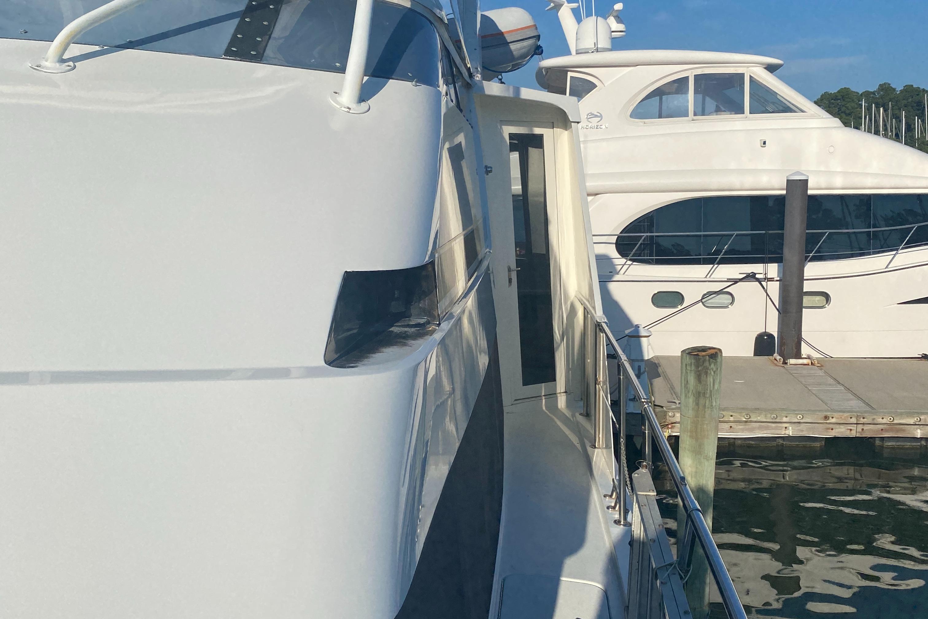 Used Hatteras 48.67 Ft' 48 Cockpit Motor Yacht | Shadowfax | United ...