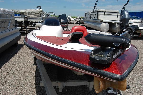 2002 Nitro boat for sale, model of the boat is 640LX & Image # 3 of 8