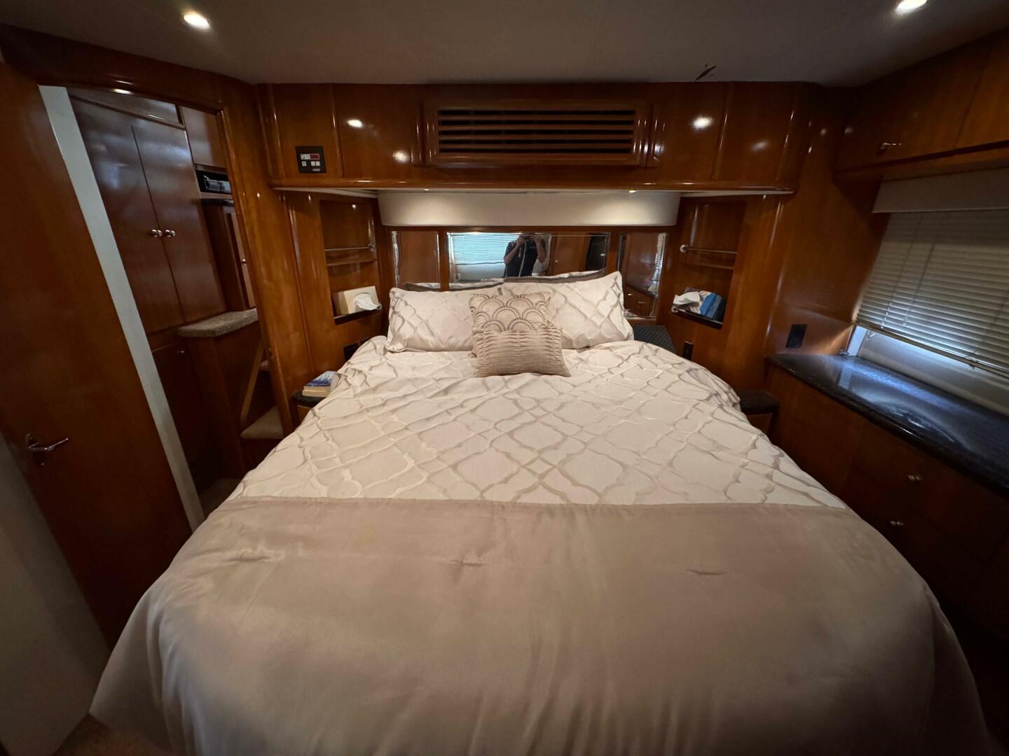 2002-carver-466-motor-yacht-power-9846358-20250620084522334-1