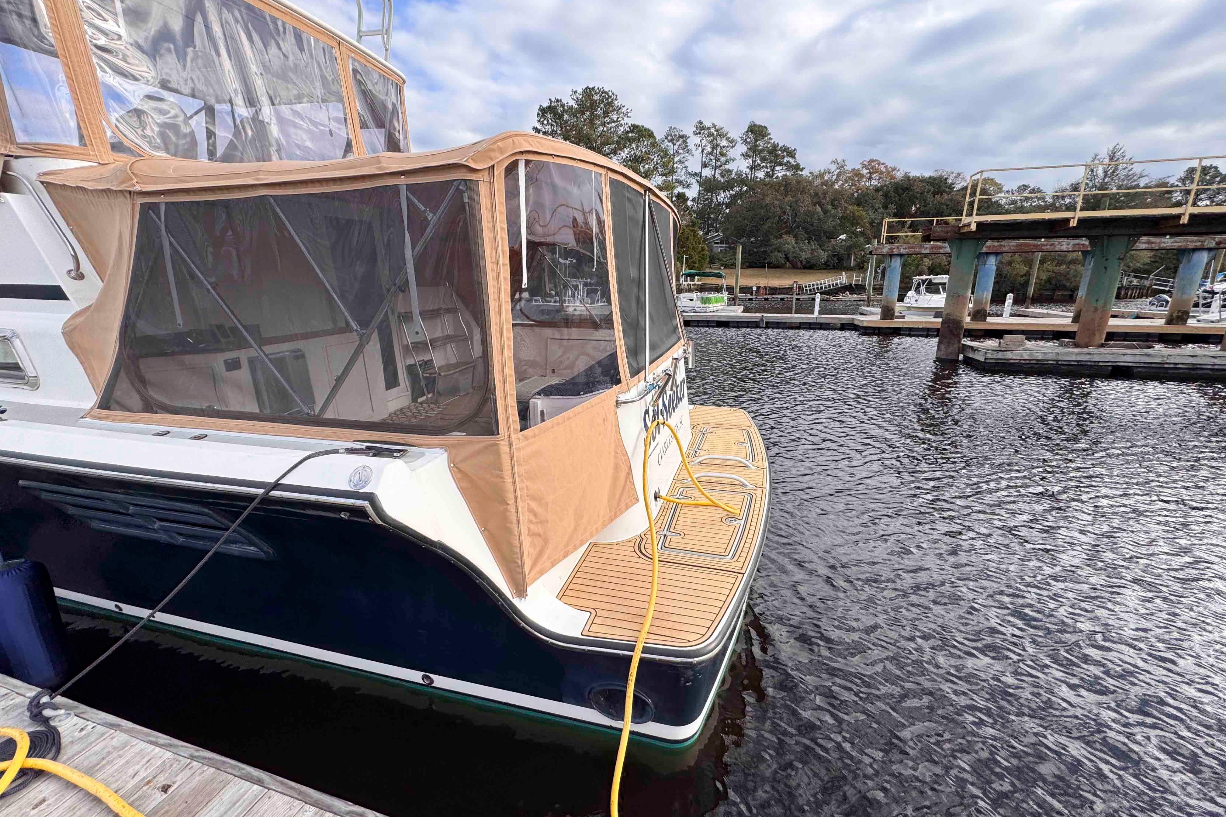 SC 10542 KB Knot 10 Yacht Sales SC 10542 KB Knot 10 Yacht Sales