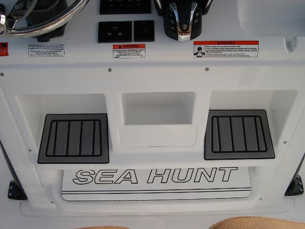 Ultra 305 SE Photo 27