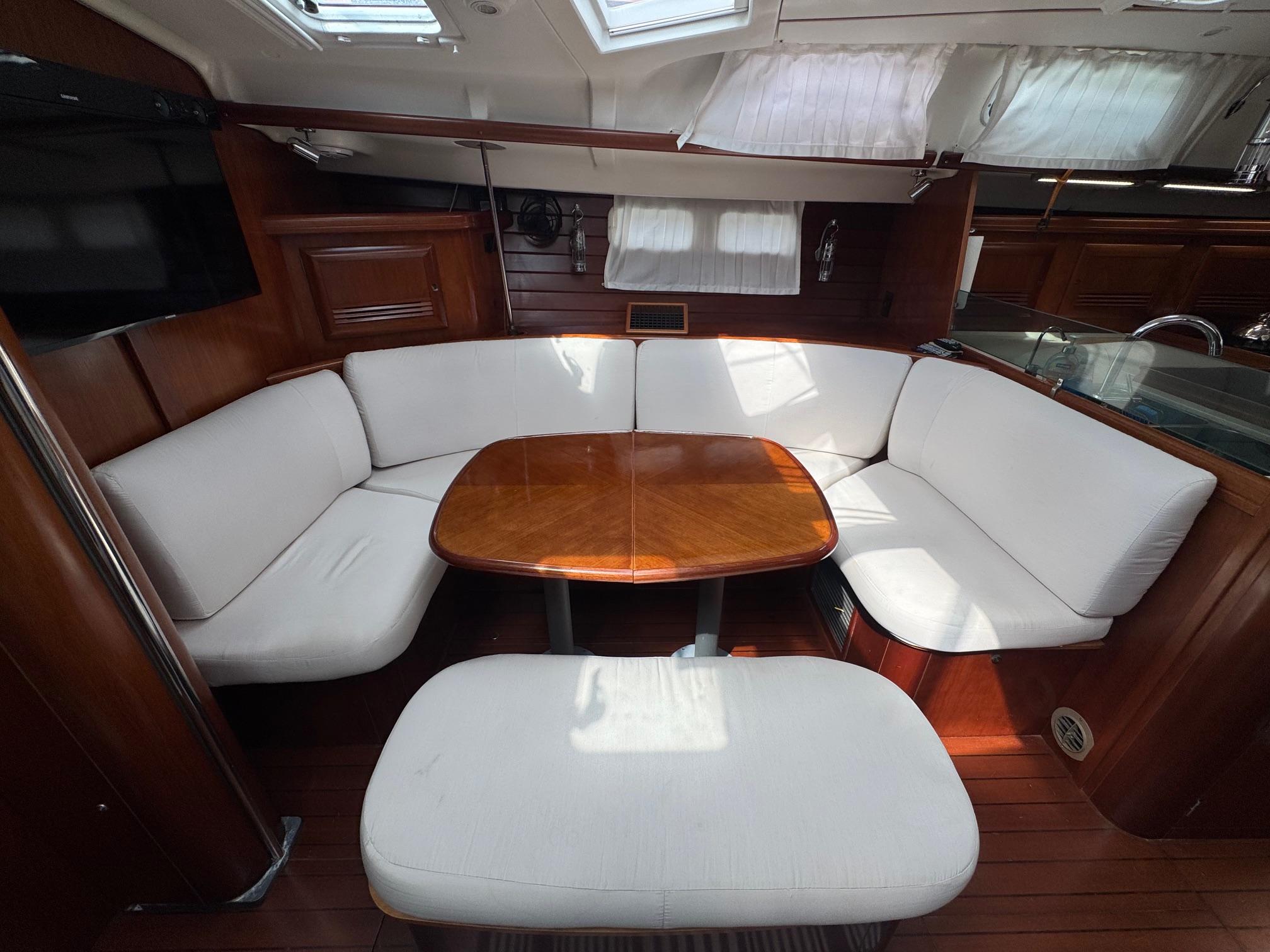 Yacht Photos Pics