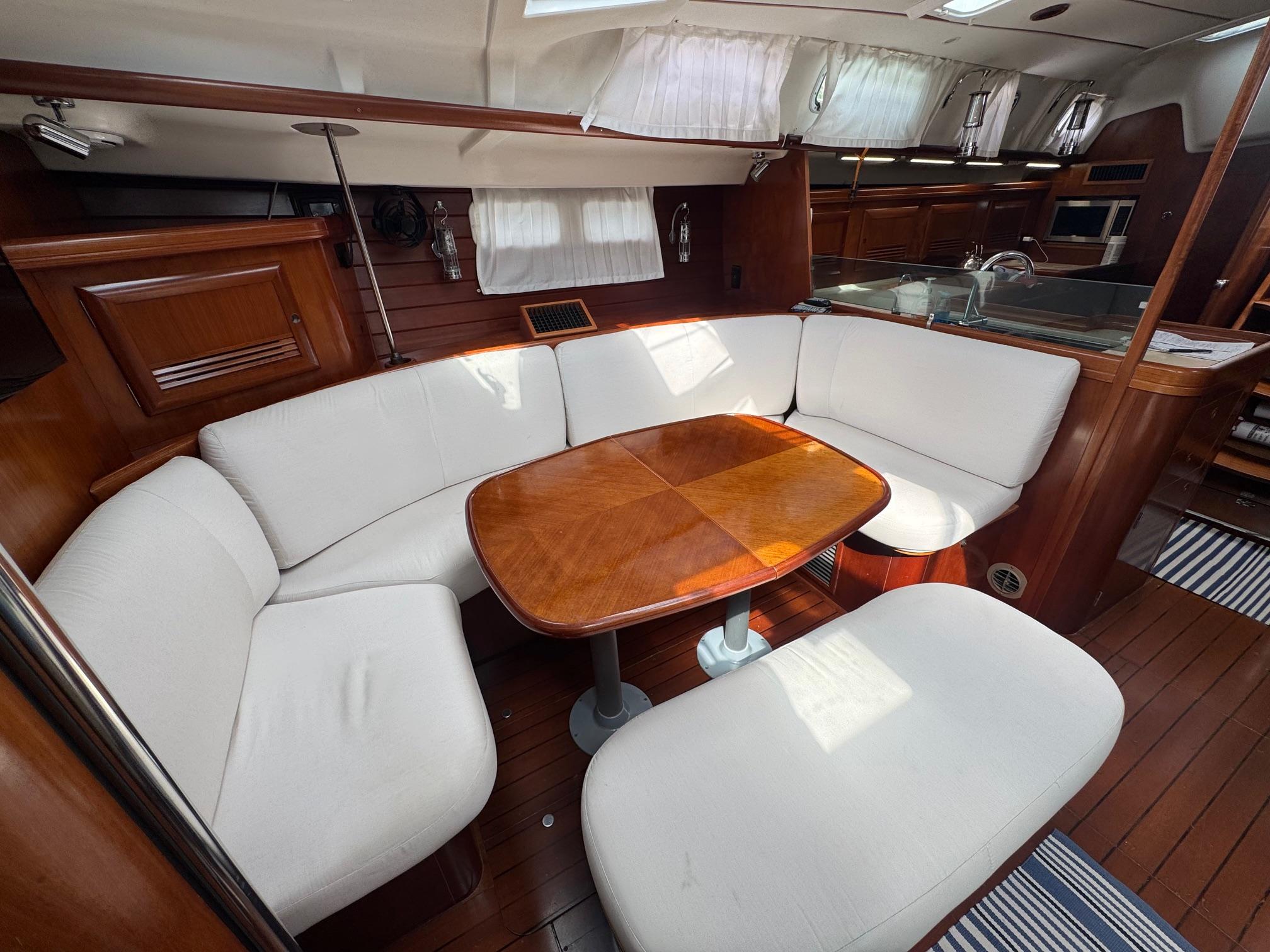 Yacht Photos Pics