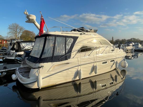 2004 Sealine F34