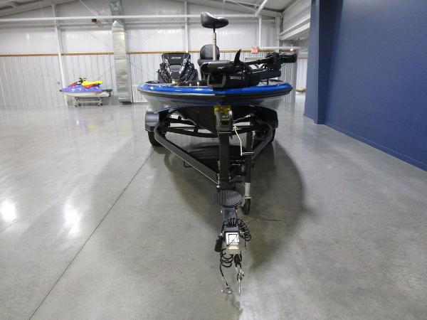 2022 Nitro boat for sale, model of the boat is Z18 Pro & Image # 7 of 44