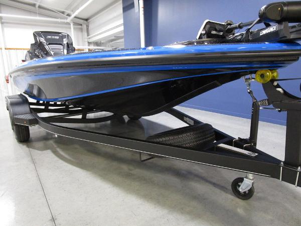 2022 Nitro boat for sale, model of the boat is Z18 Pro & Image # 8 of 44