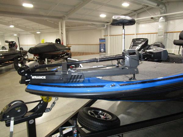 2022 Nitro boat for sale, model of the boat is Z18 Pro & Image # 13 of 44