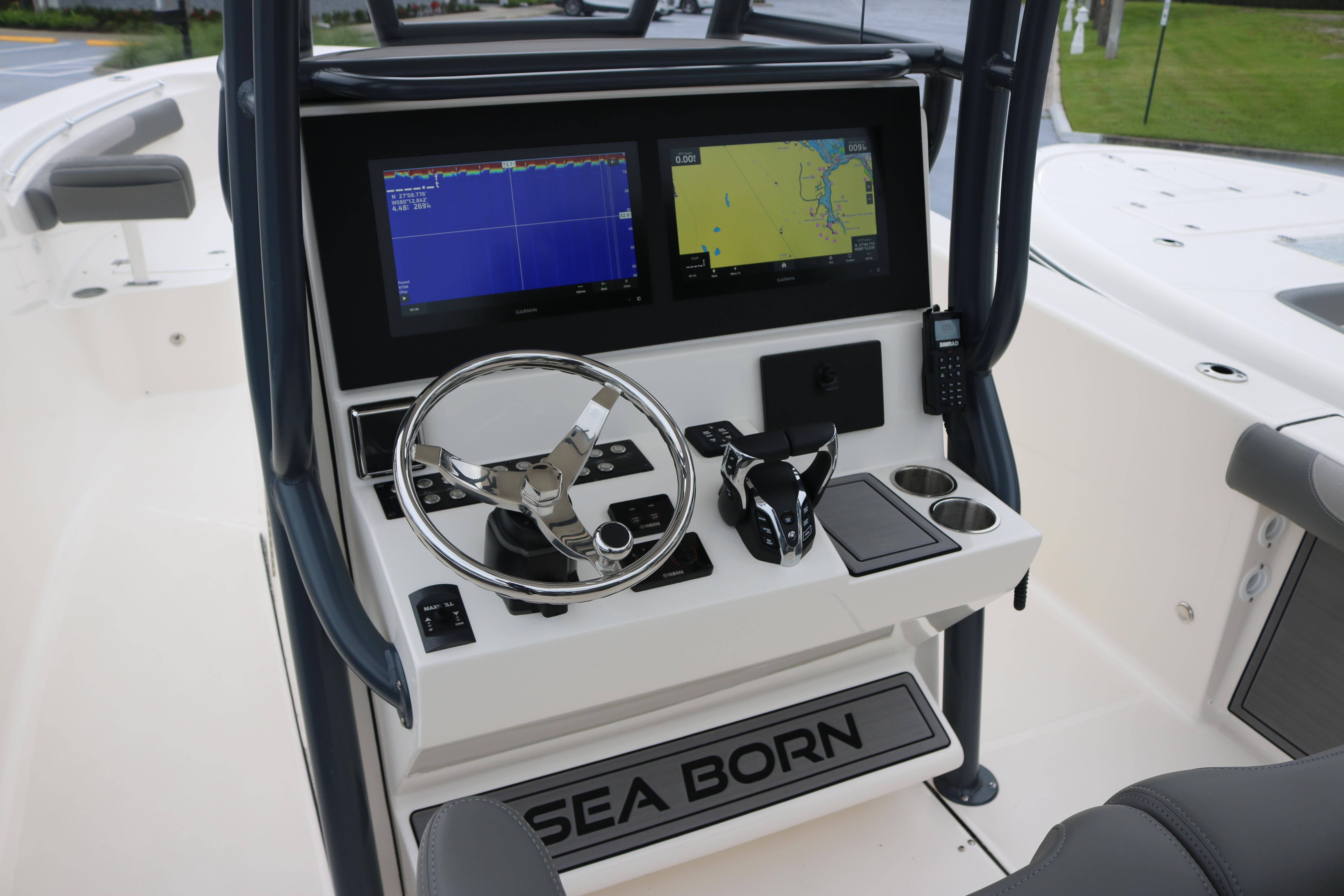 2024-sea-born-lx-26-power-9826368-20250604074845100-1_XLARGE