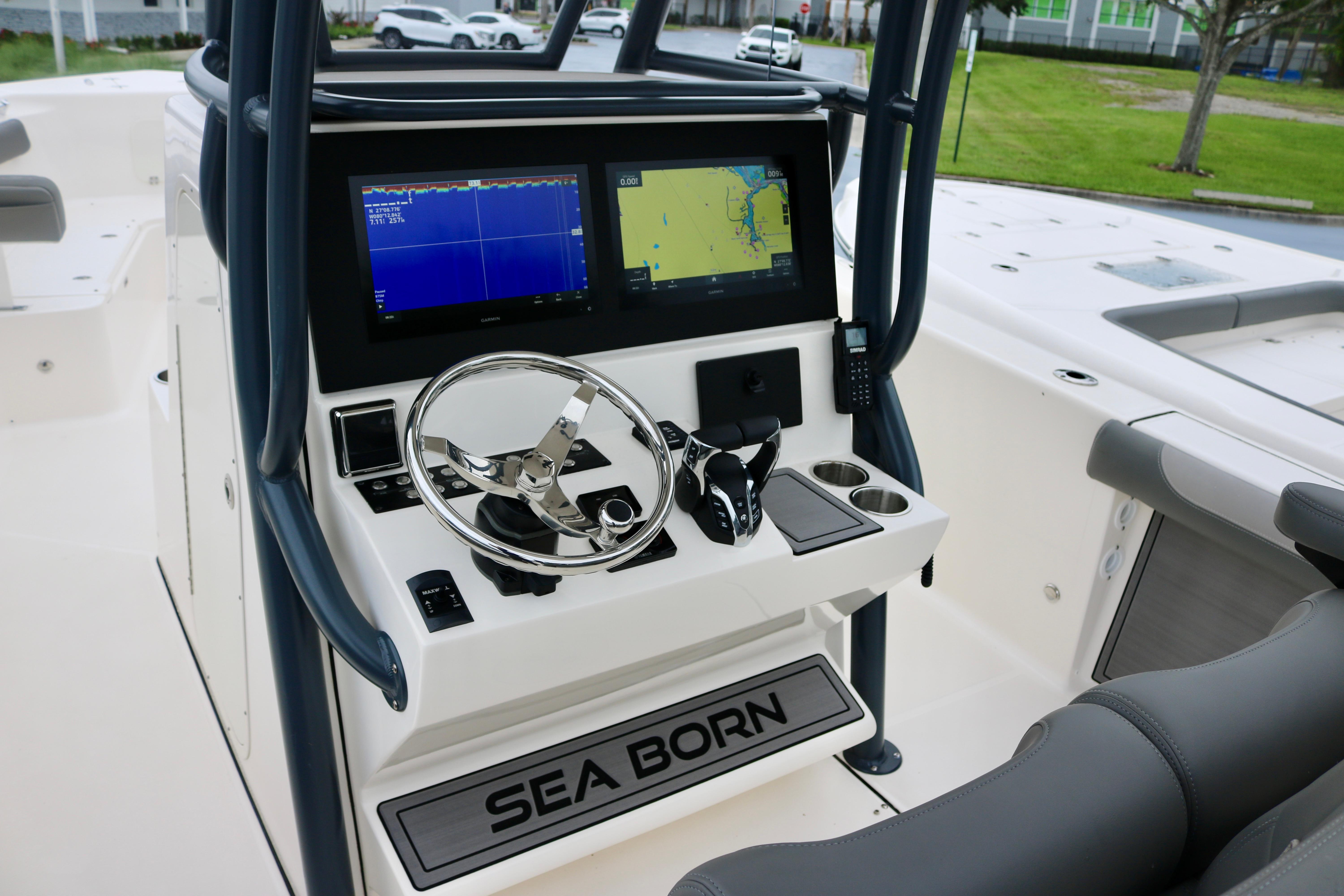 2024-sea-born-lx-26-power-9826368-20250604074900128-1_XLARGE