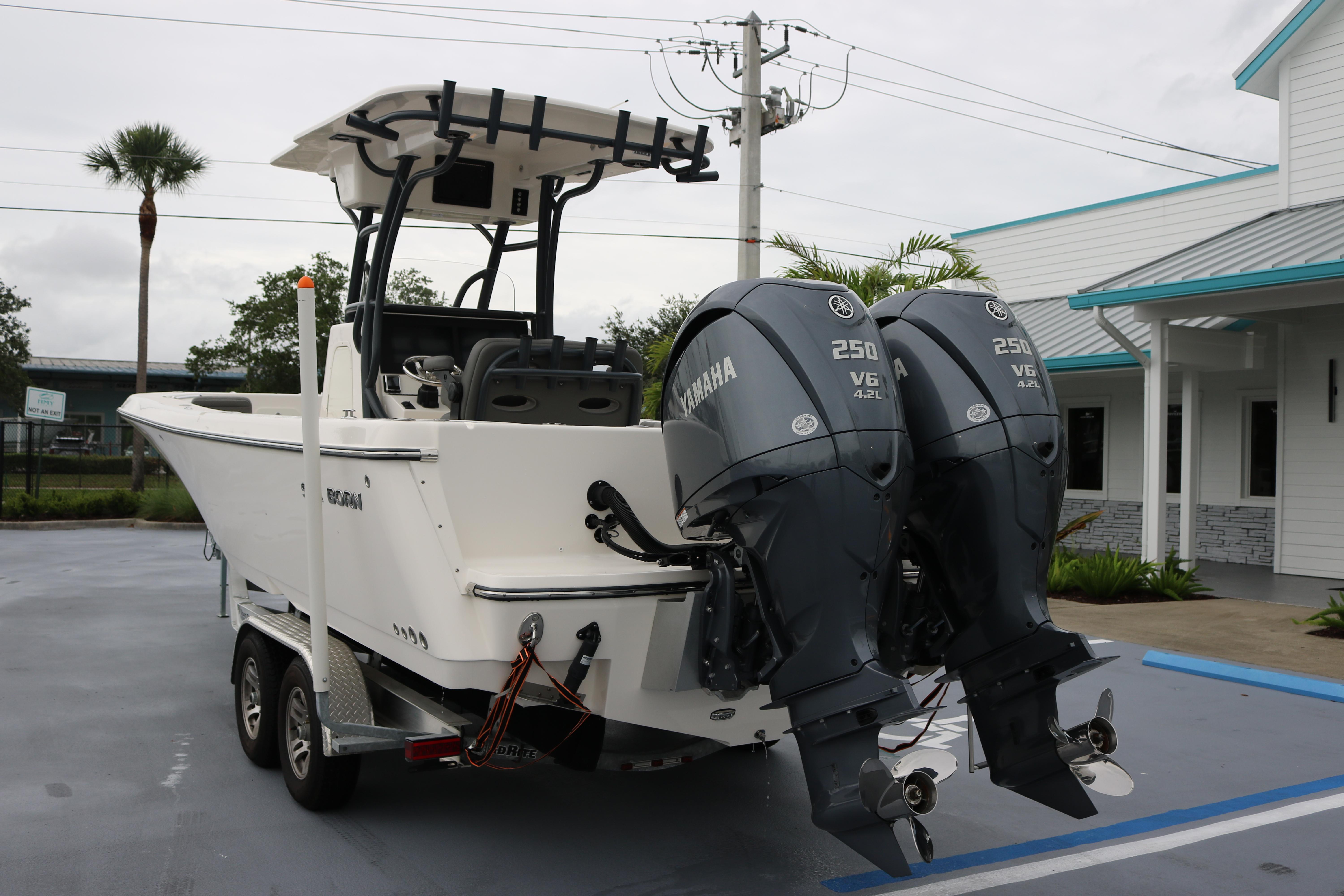 2024-sea-born-lx-26-power-9826368-20250604075011504-1_XLARGE