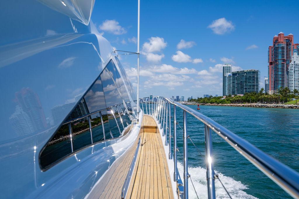 Mangusta-110 2014-MIXED EMOTIONS FL-US-9766374 | Thumbnail