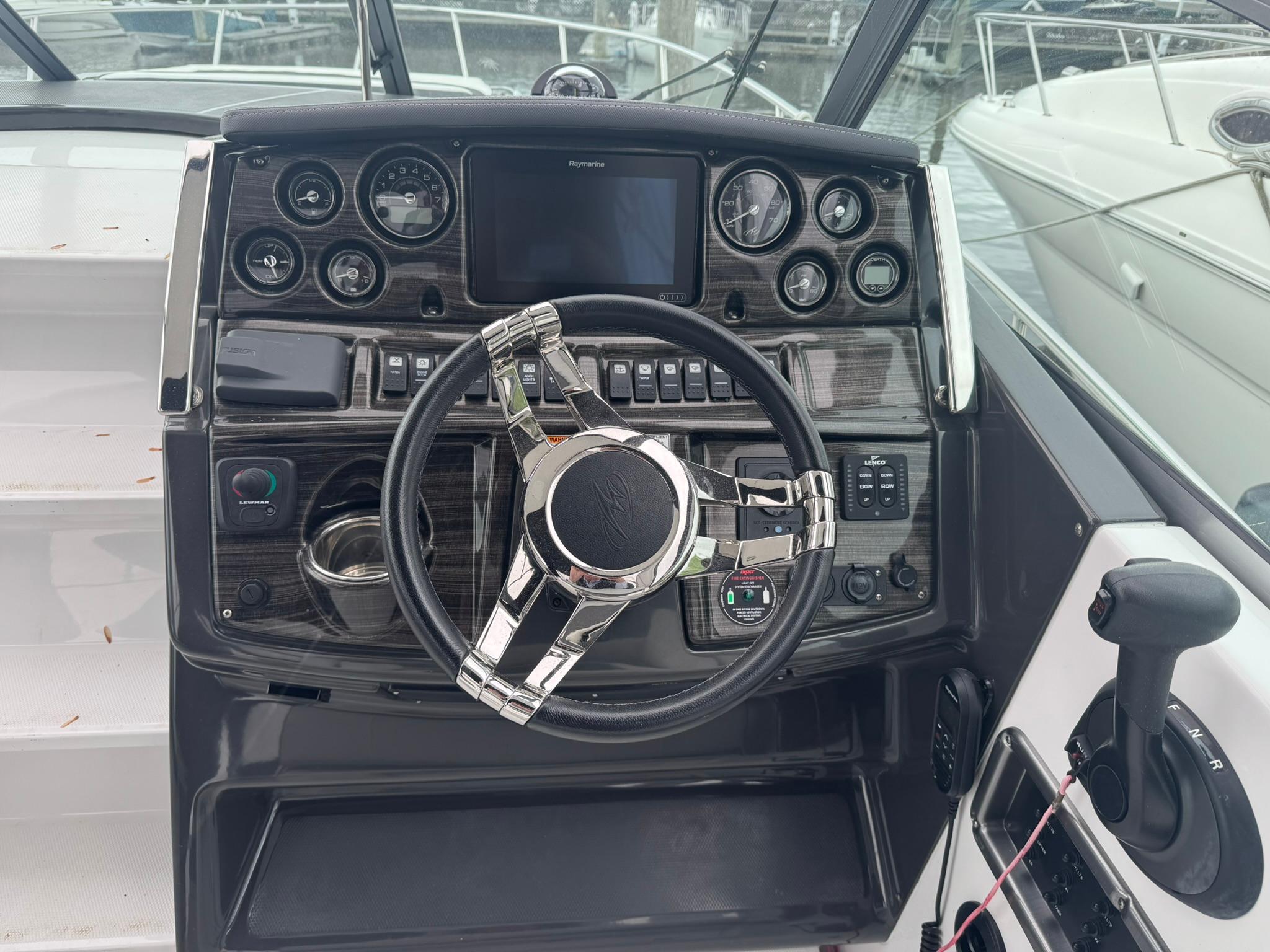 2020-monterey-295-sport-yacht-power-9756376-20250521113808767-1_XLARGE