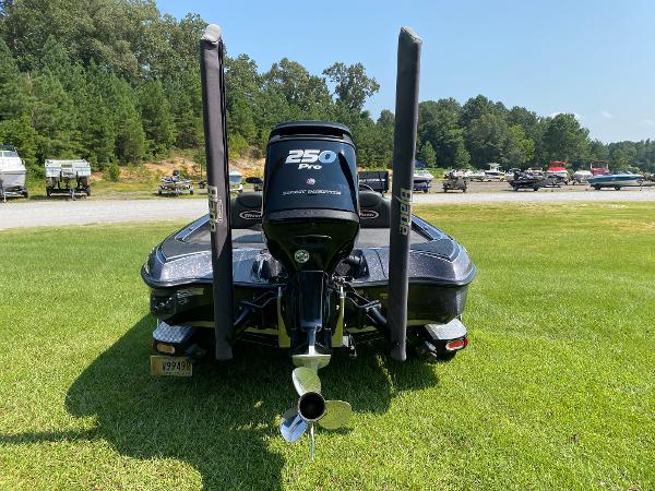 2018 Triton boat for sale, model of the boat is 21 TRX & Image # 10 of 26