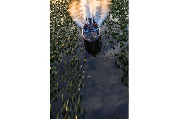 2018 Nitro boat for sale, model of the boat is Z21 & Image # 12 of 30