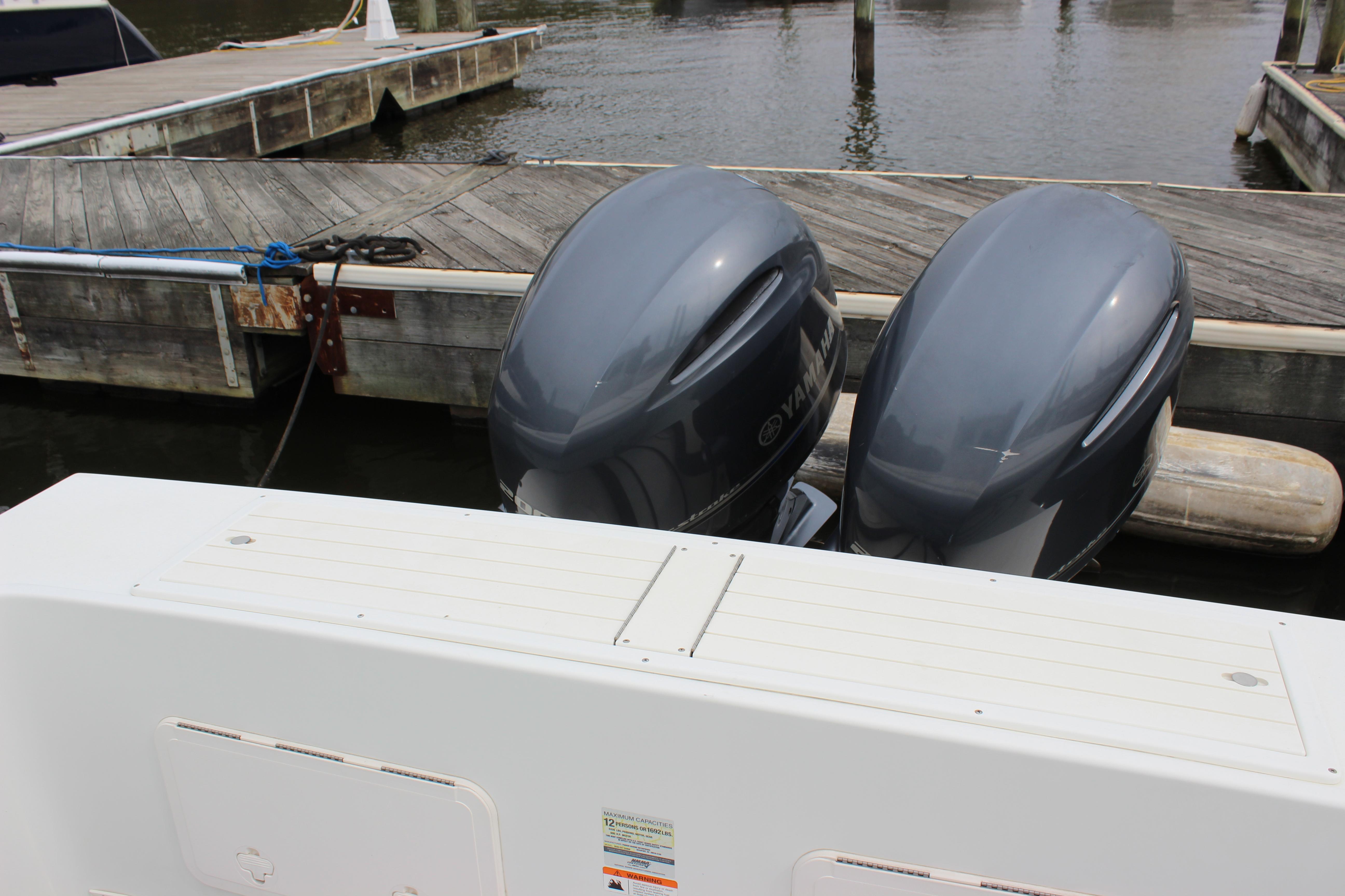 2014-parker-2530-extended-cabin-power-9766391-20250421135555555-1_XLARGE