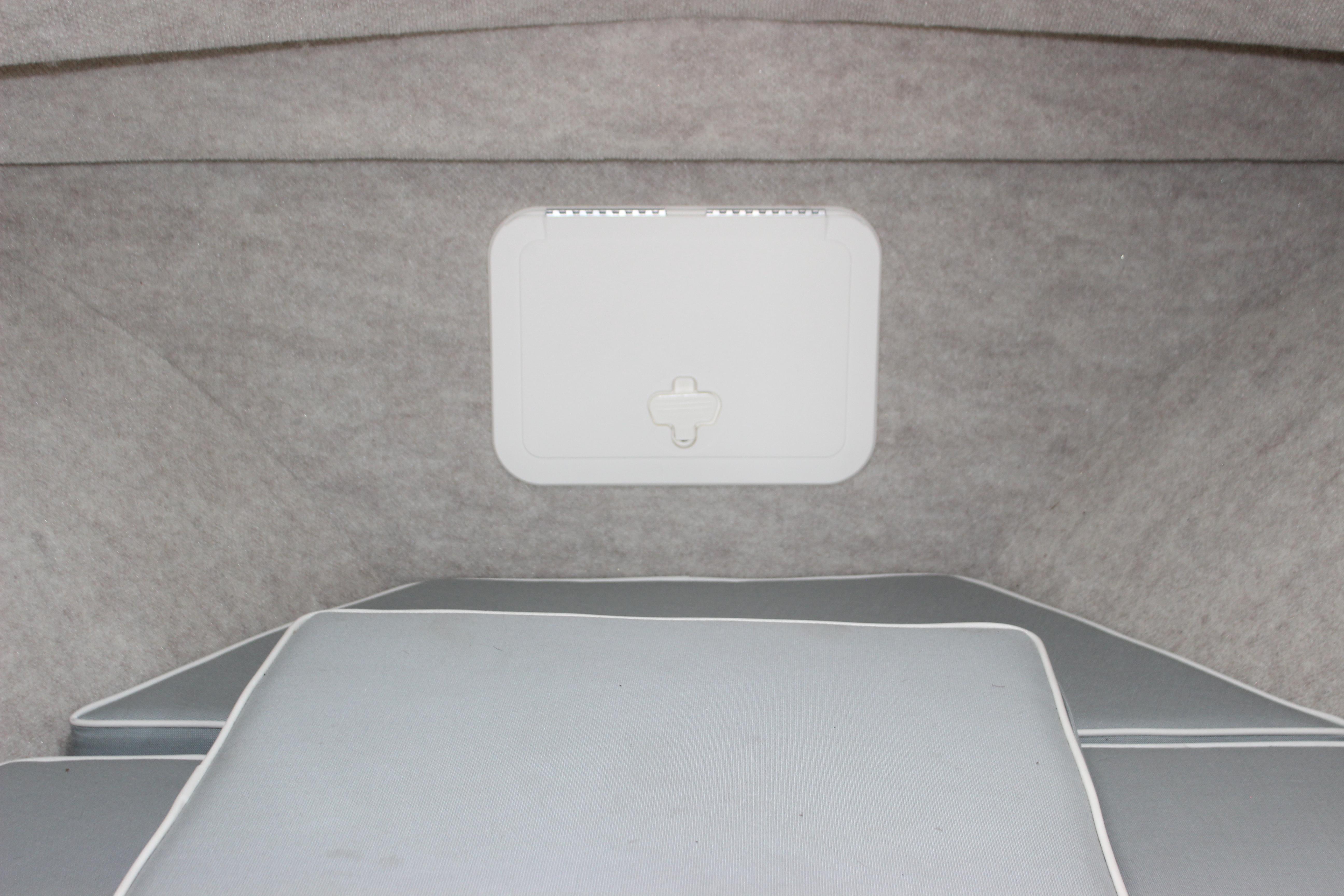 2014-parker-2530-extended-cabin-power-9766391-20250421135619909-1_XLARGE