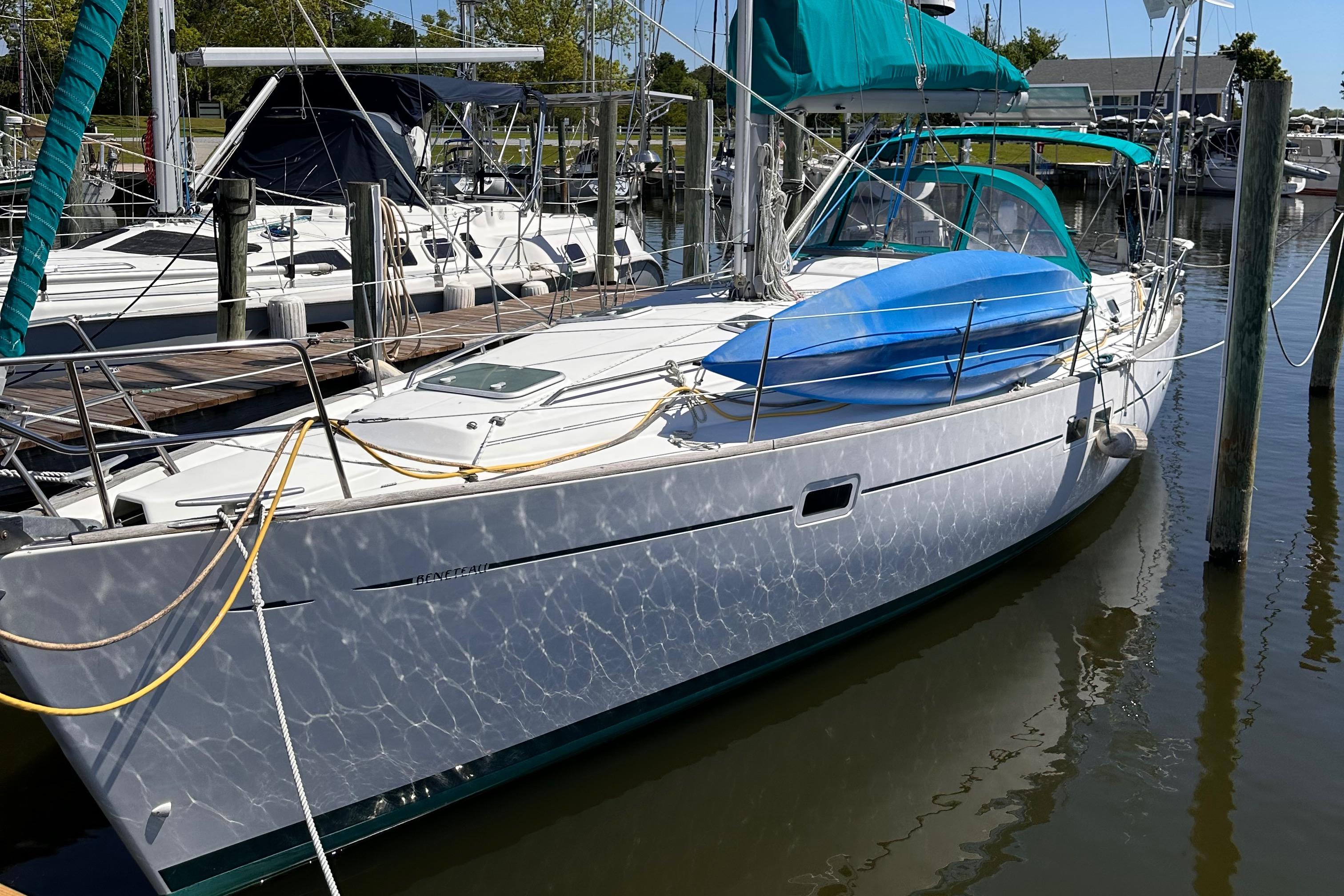 Yacht Photos Pics