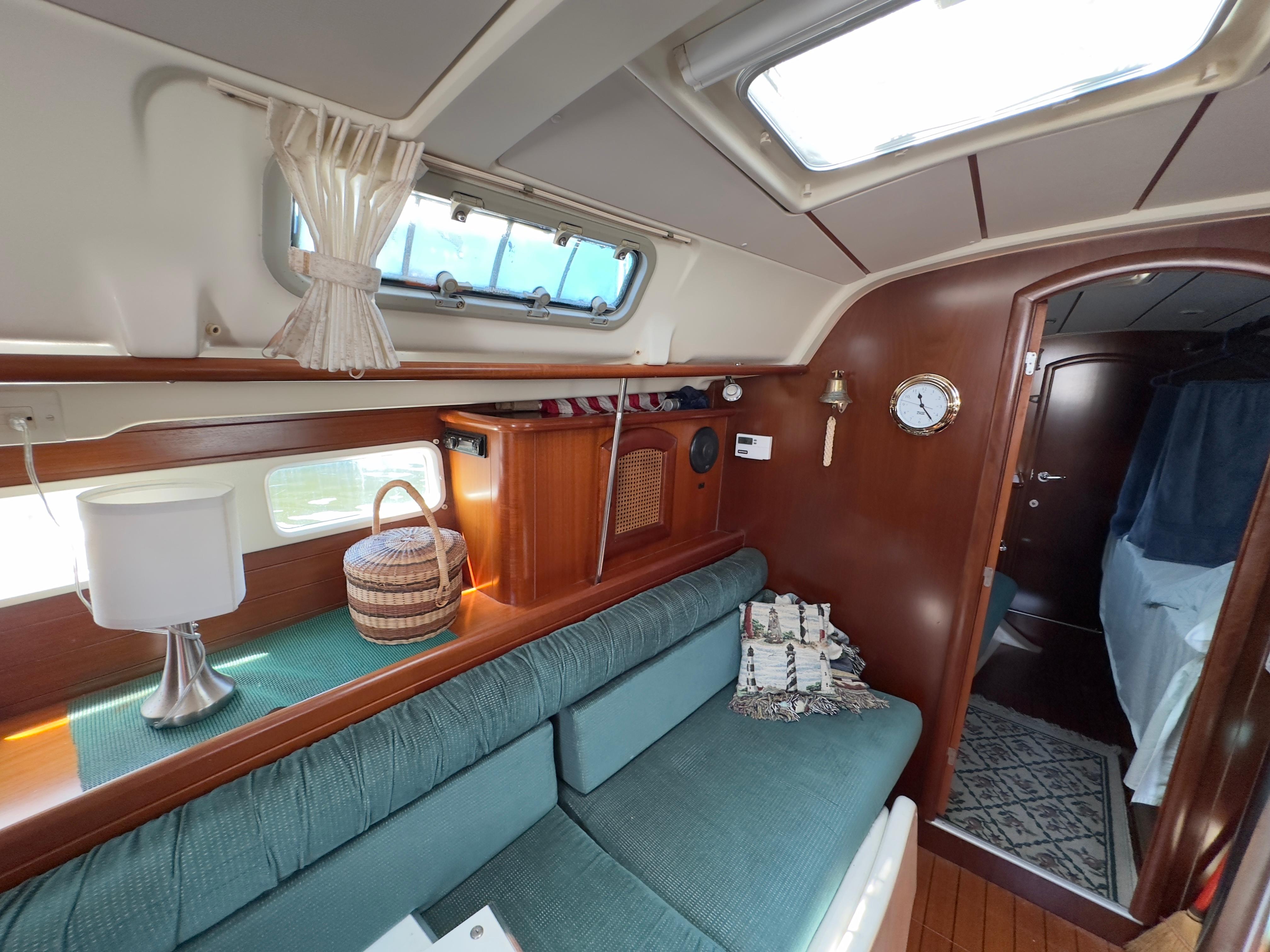 Yacht Photos Pics