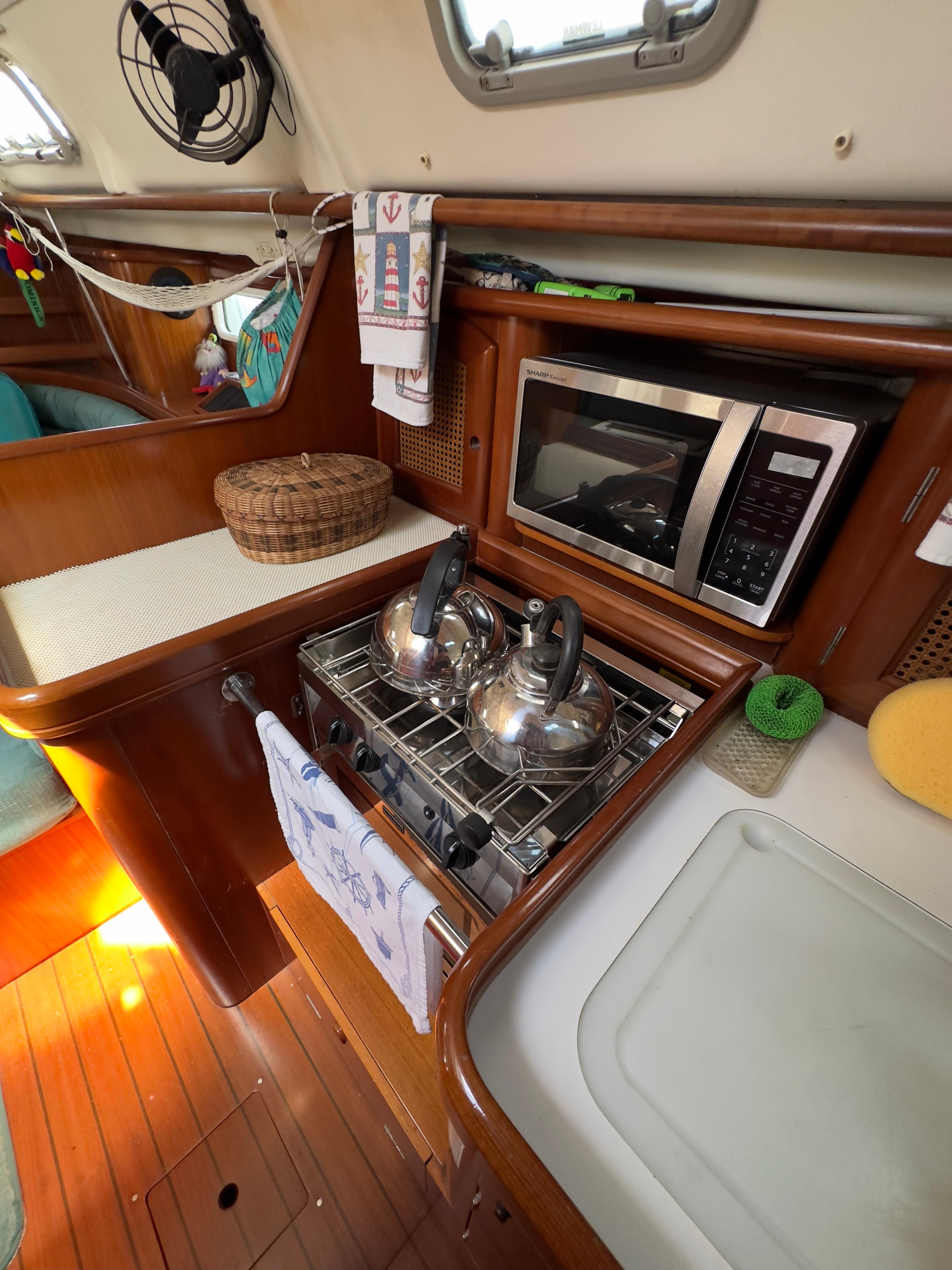 Yacht Photos Pics
