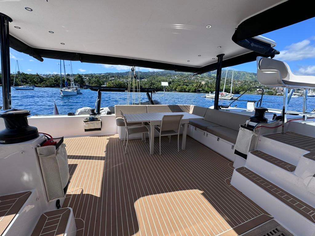 2022 Outremer 5X - image 19