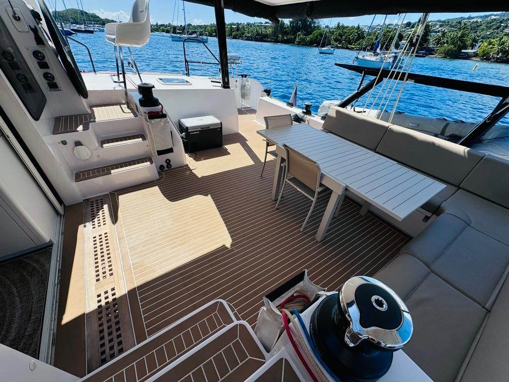 2022 Outremer 5X - image 20