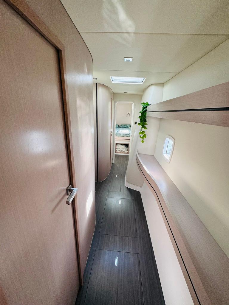 2022 Outremer 5X - image 29