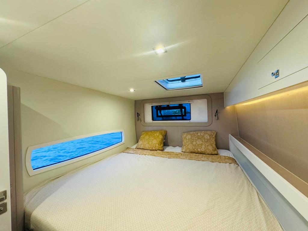 2022 Outremer 5X - image 35