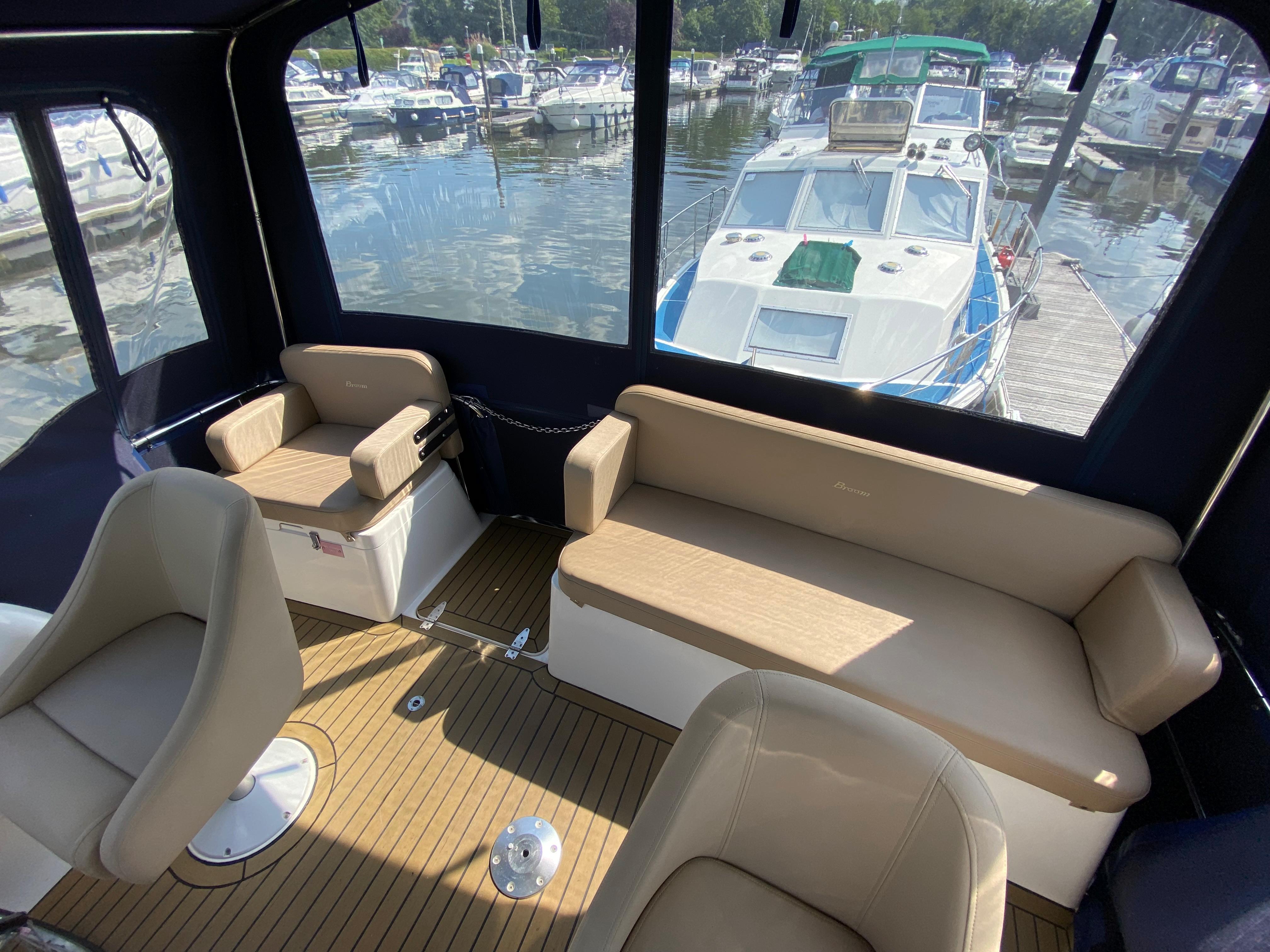 1995 Broom Ocean 31