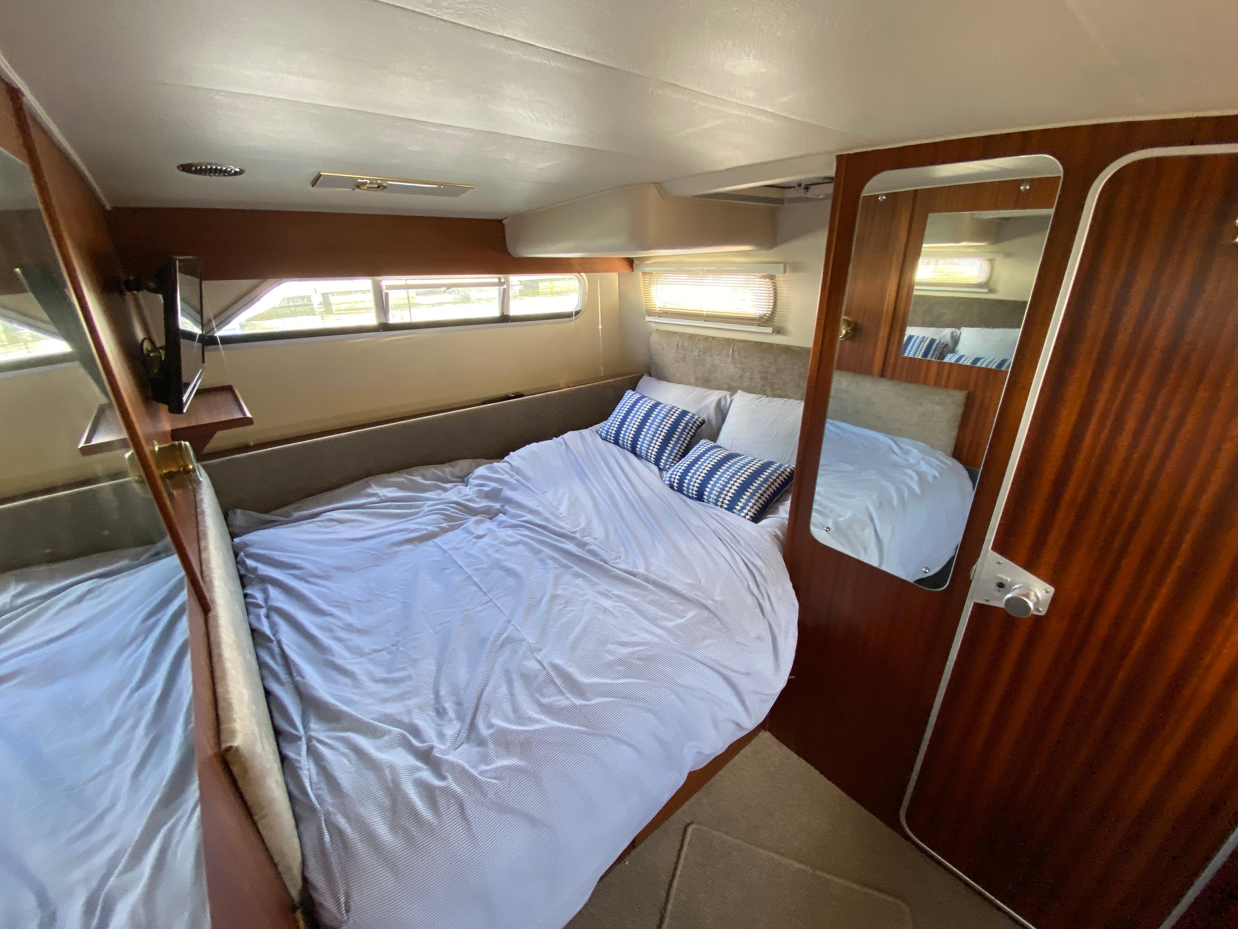 1995 Broom Ocean 31