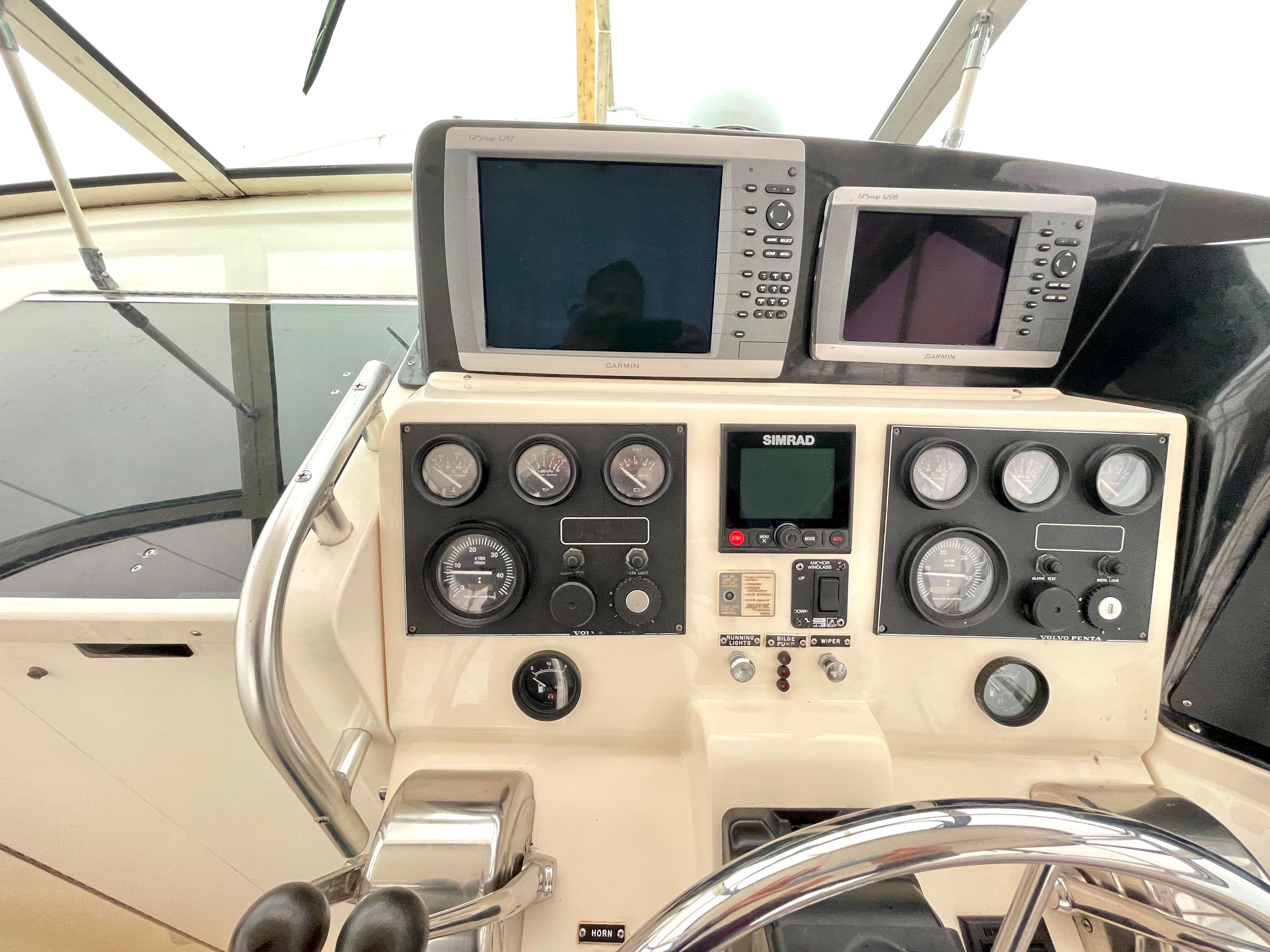 1999-henriques-28-express-sportfish-diesels-power-9756400-20250412091832448-1_XLARGE