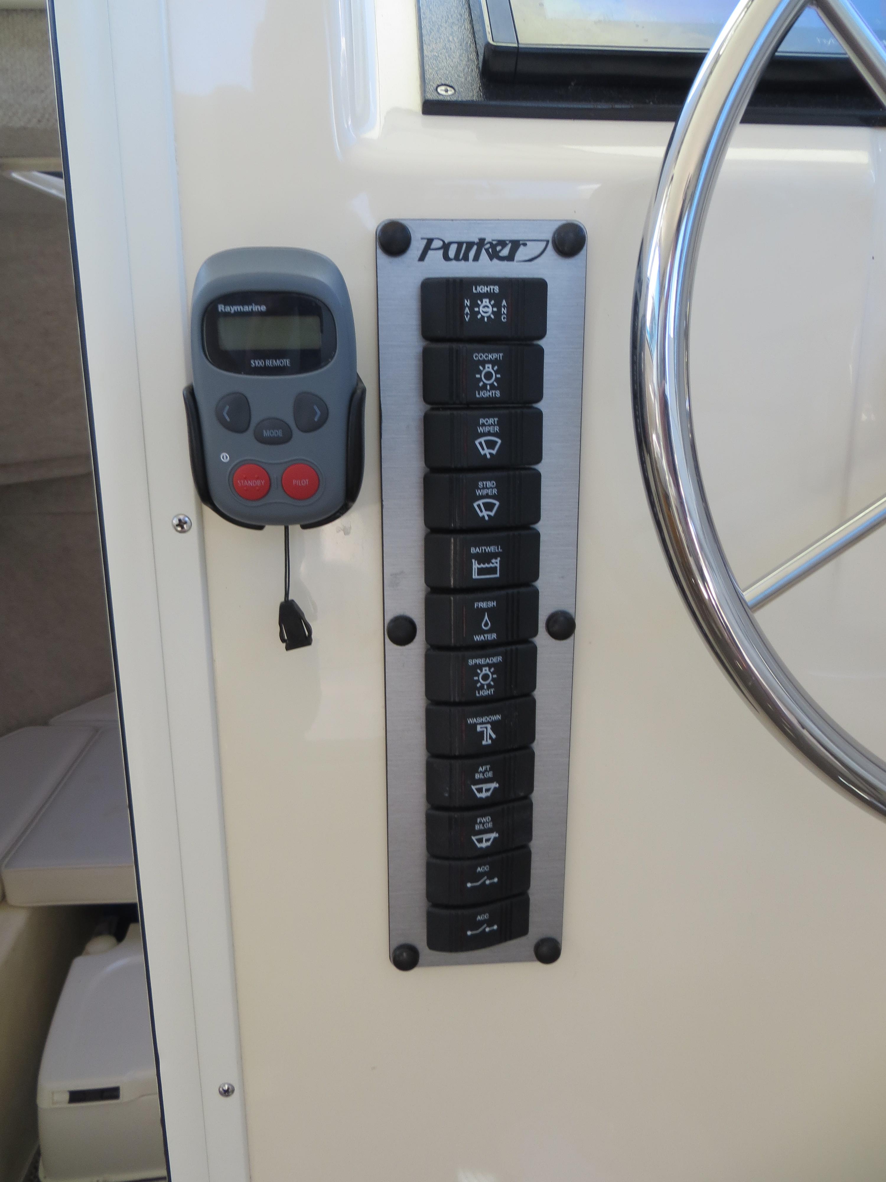 2012-parker-2520-xld-sport-cabin-power-9786411-20250708174948860-1