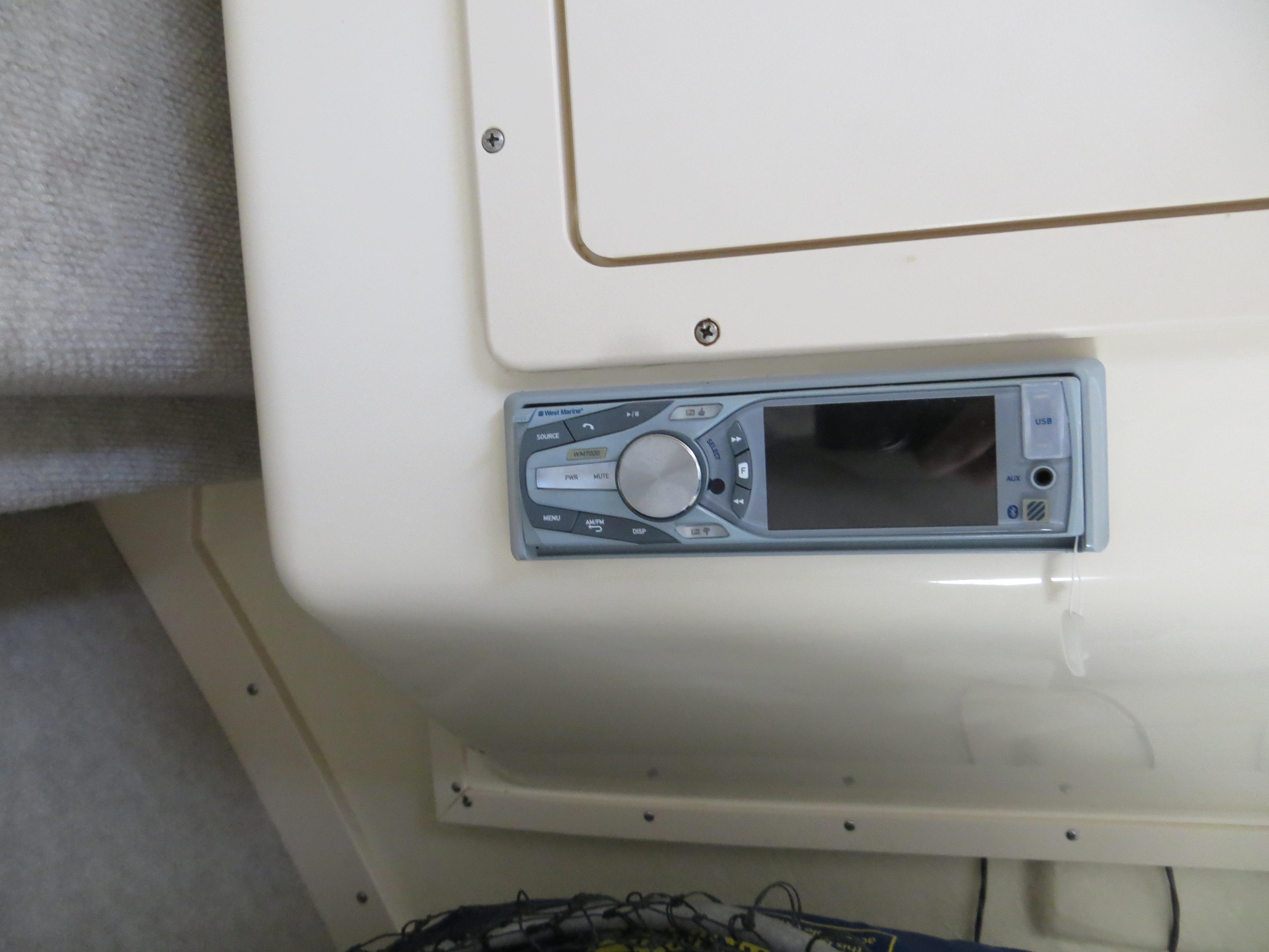 2012-parker-2520-xld-sport-cabin-power-9786411-20250708175009945-1