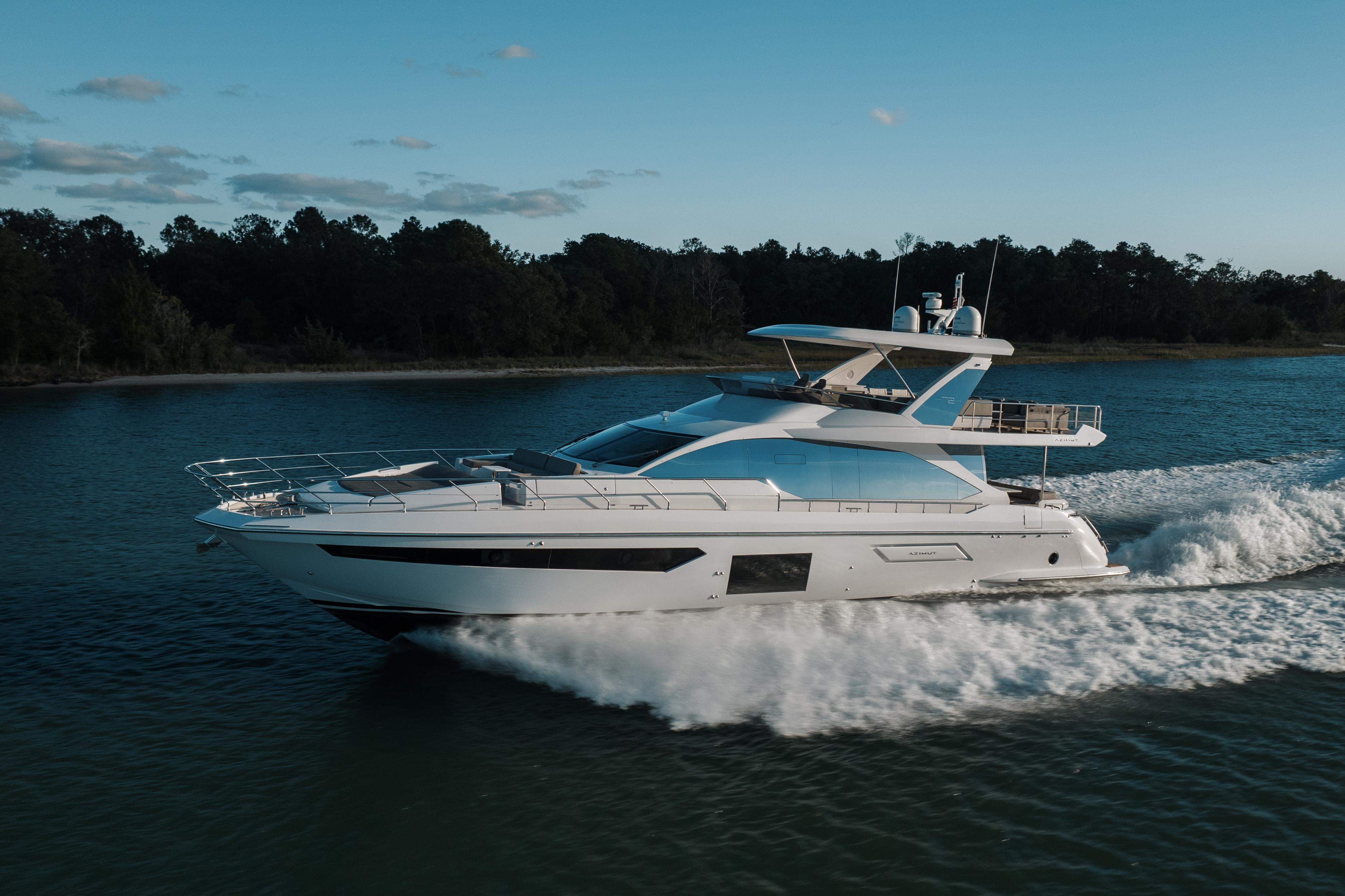 2021 Azimut 72