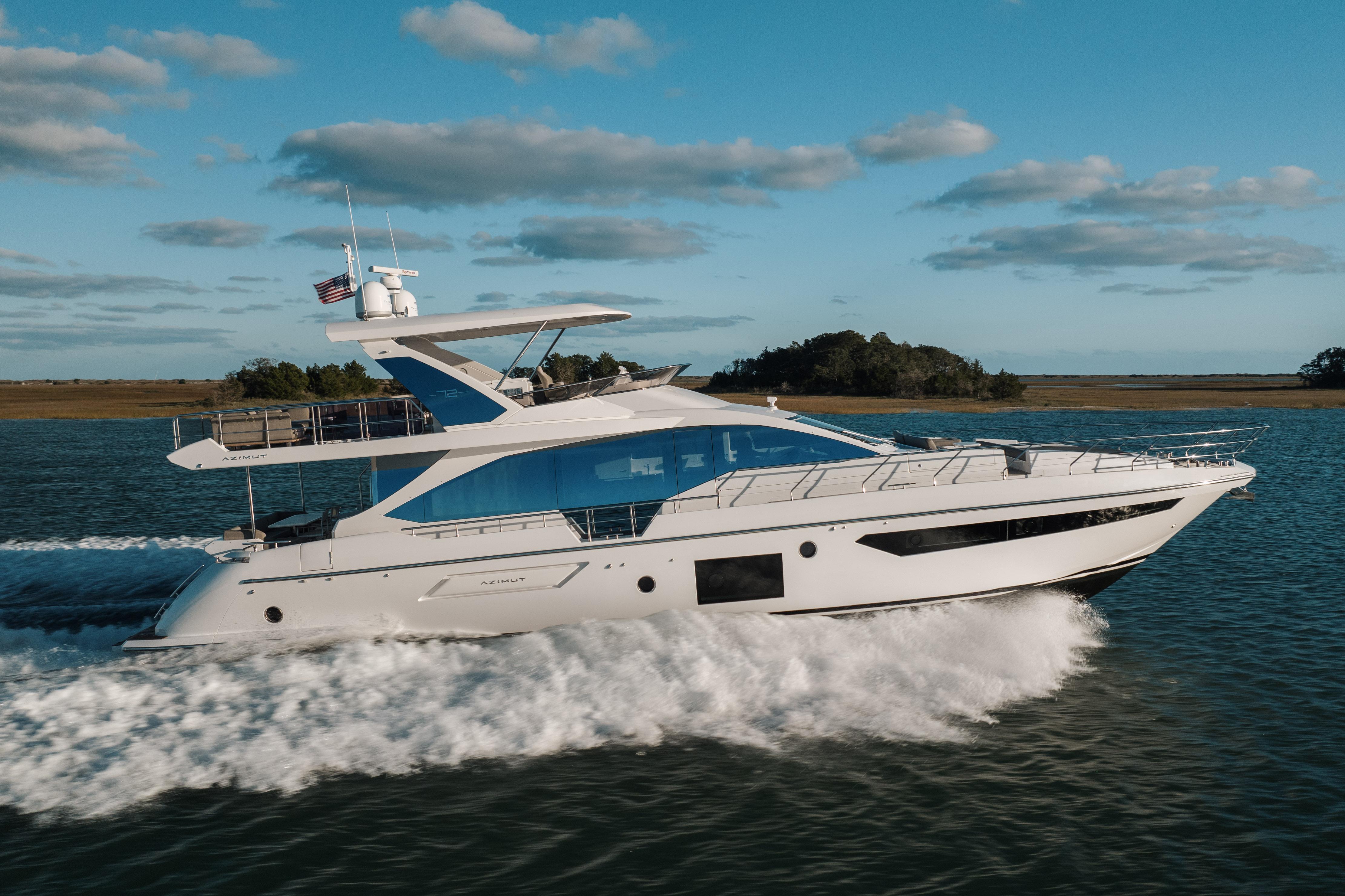 2021 Azimut 72