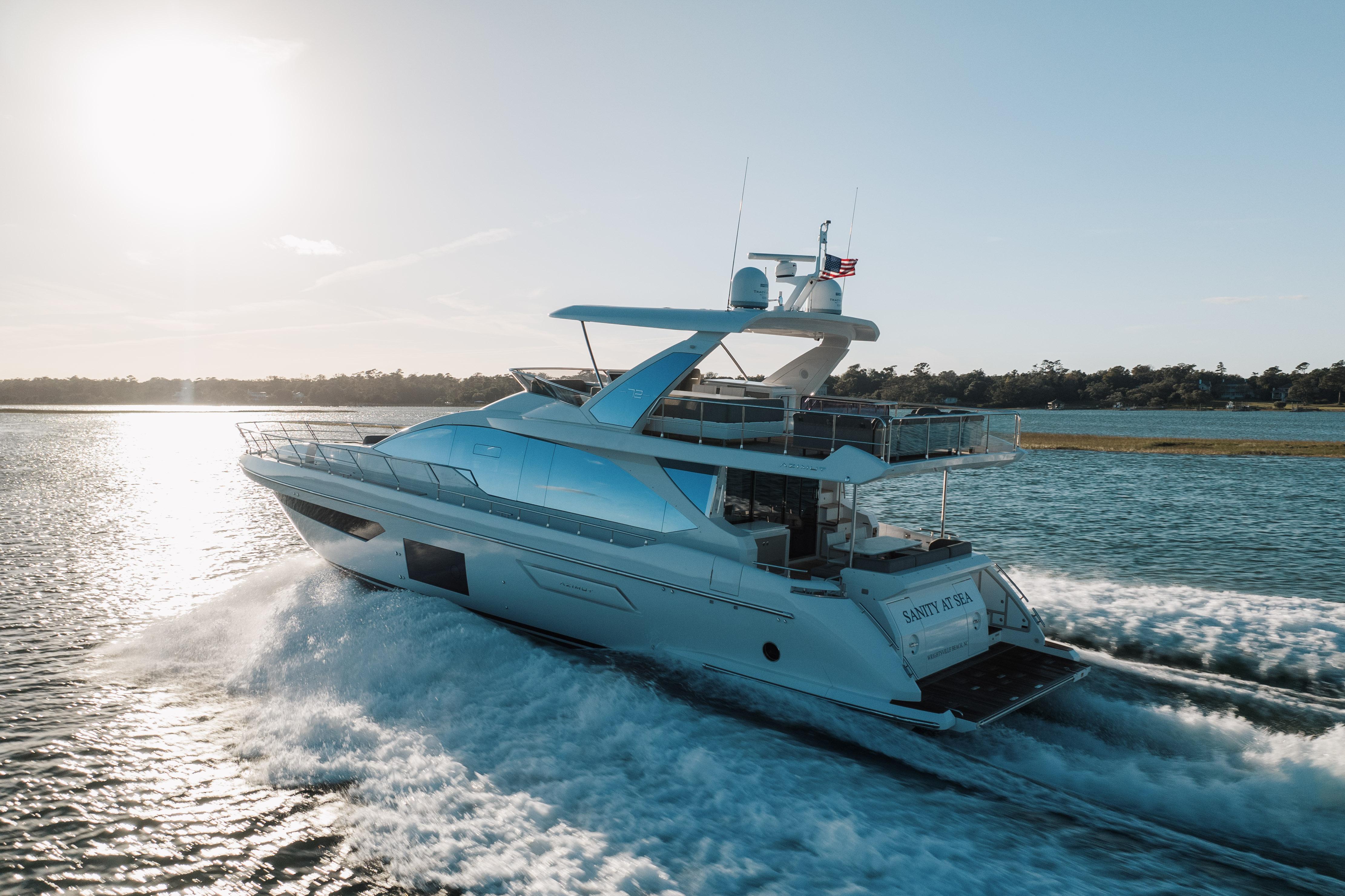 2021 Azimut 72