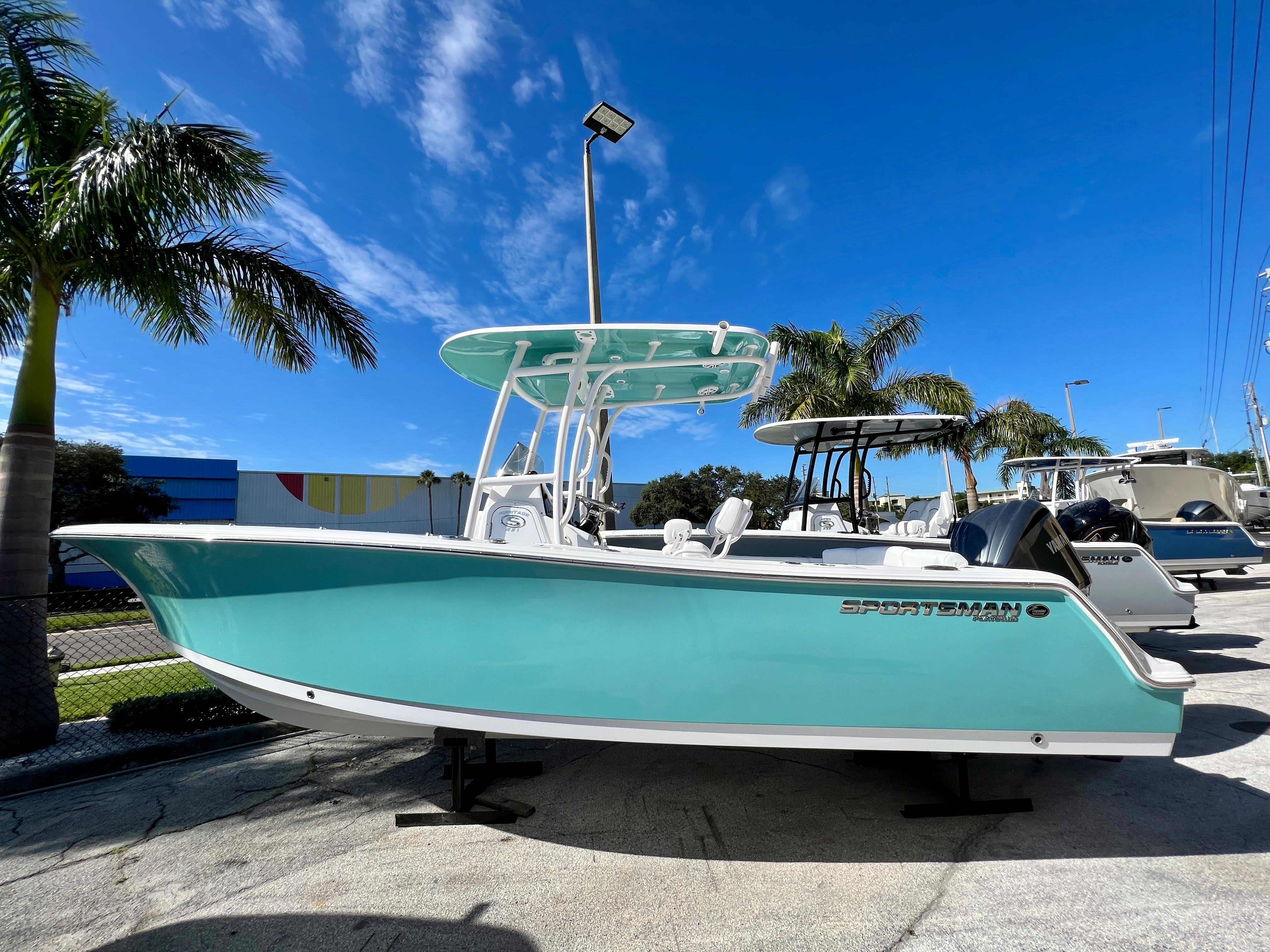 2023 Sportsman Heritage 231 Center Console