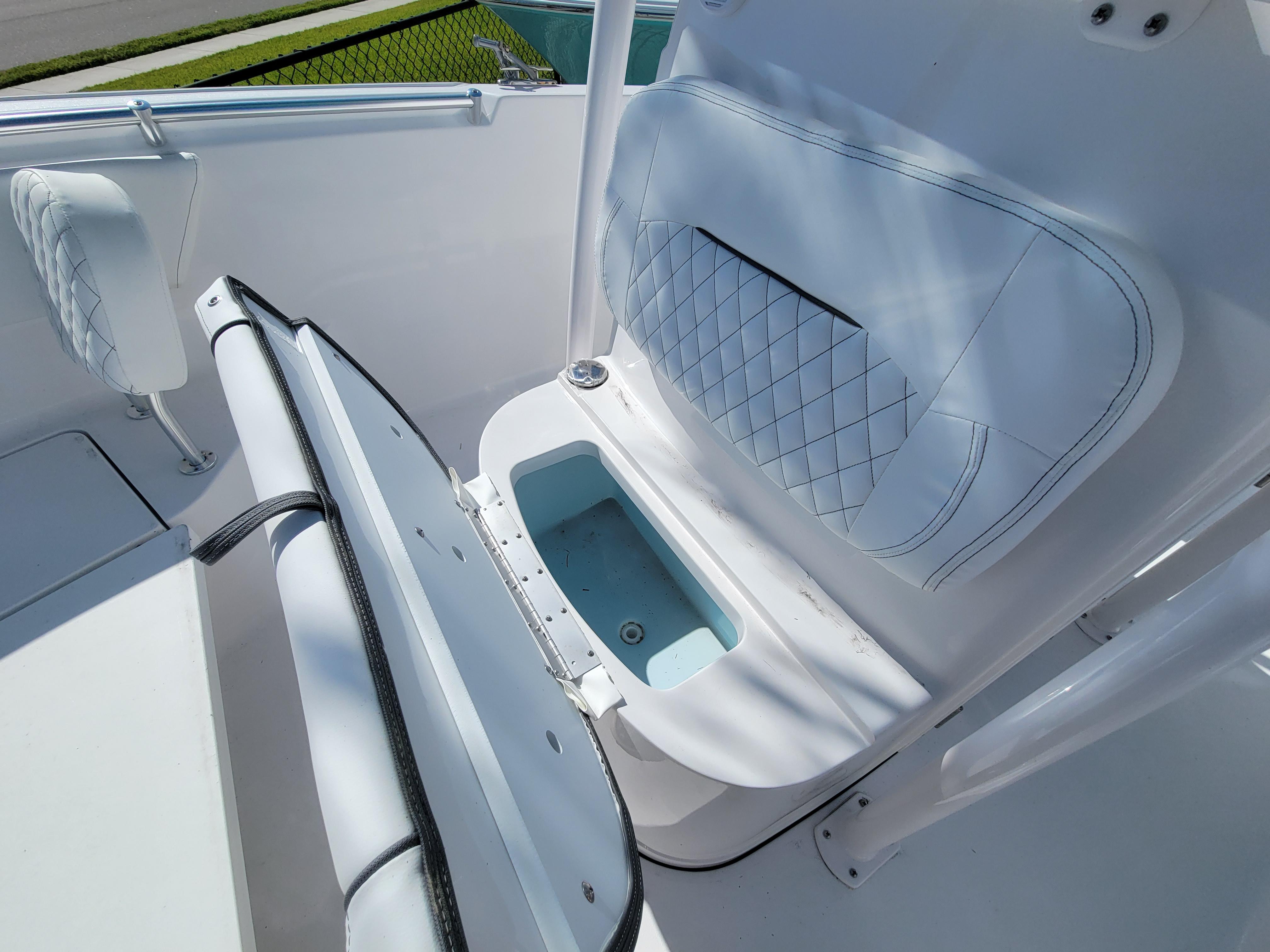 2023 Sportsman Heritage 231 Center Console-9