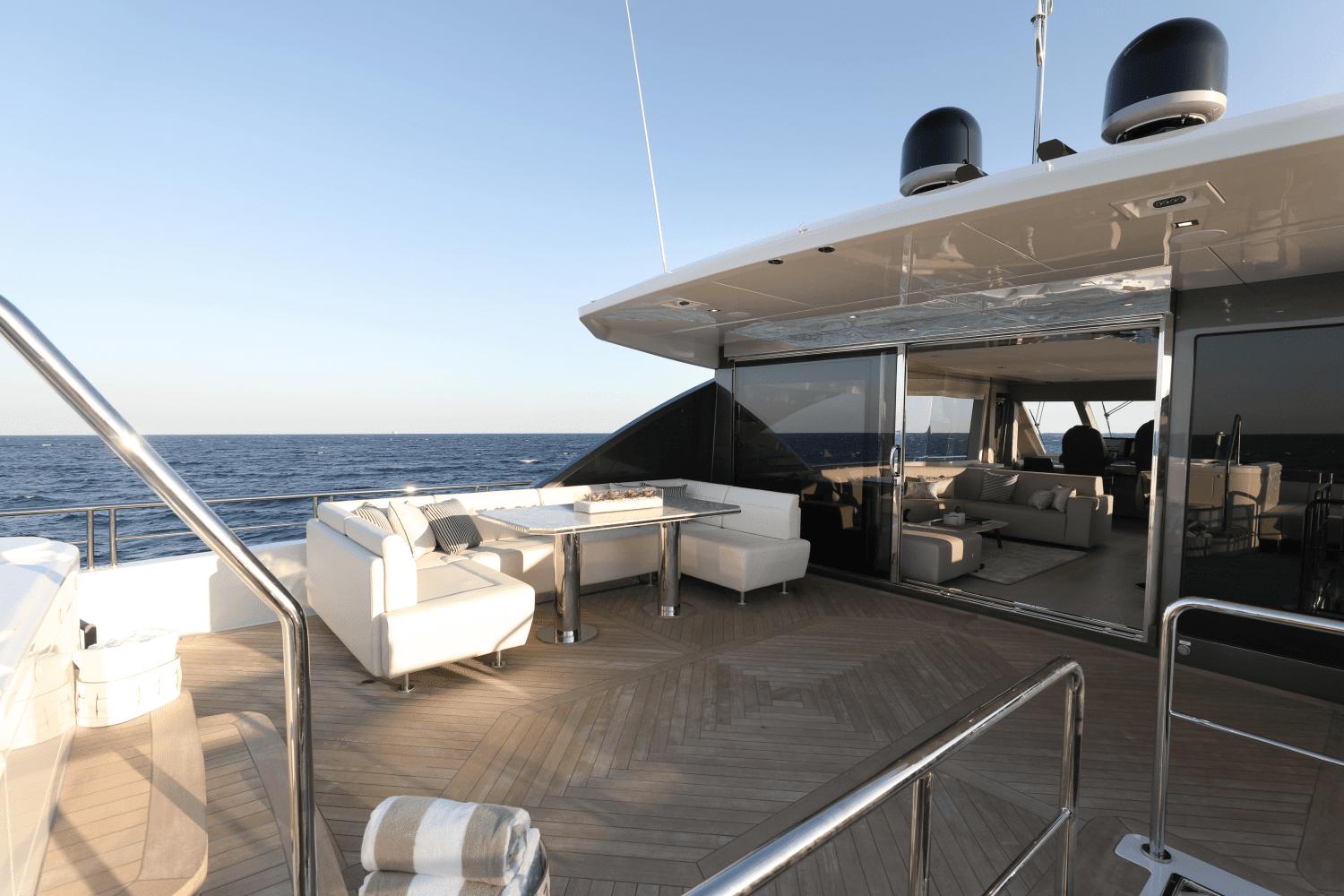 Inside Ocean Alexander's New 32E Luxury Superyacht - YachtWorld