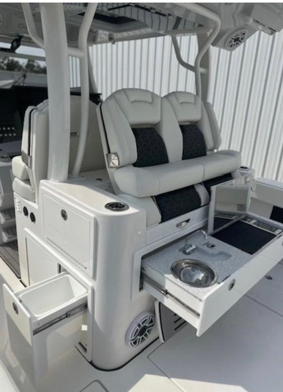 Tidewater-380 CC Adventure 2025 -NJ-US-9766426 | Thumbnail
