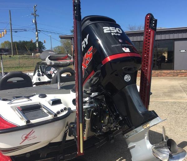 2015 Bass Cat Boats boat for sale, model of the boat is Cougar FTD & Image # 3 of 10
