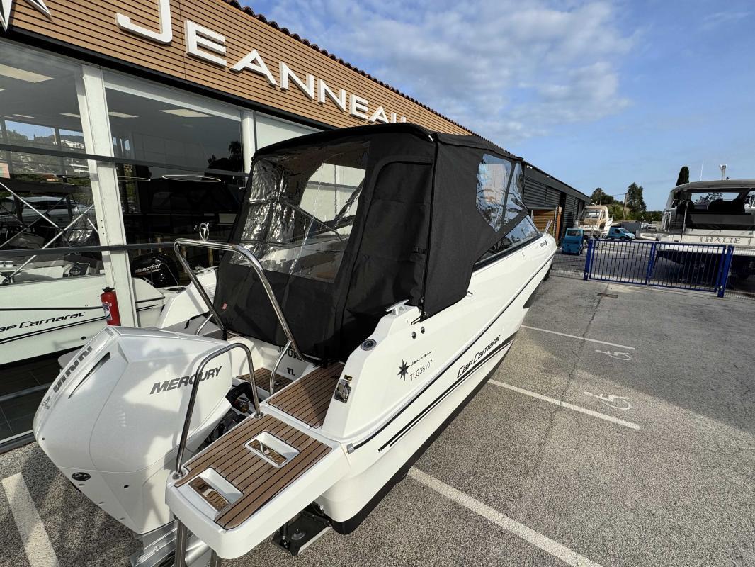 Jeanneau Cap Camarat 7.5 DC