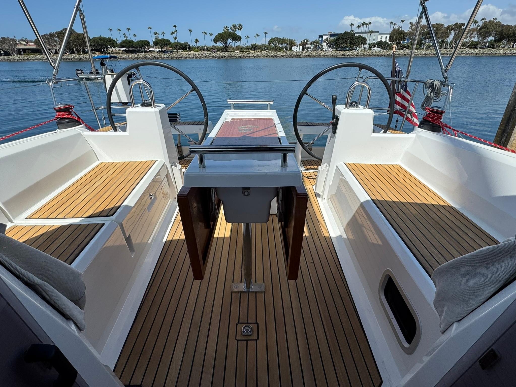 Yacht Photos Pics