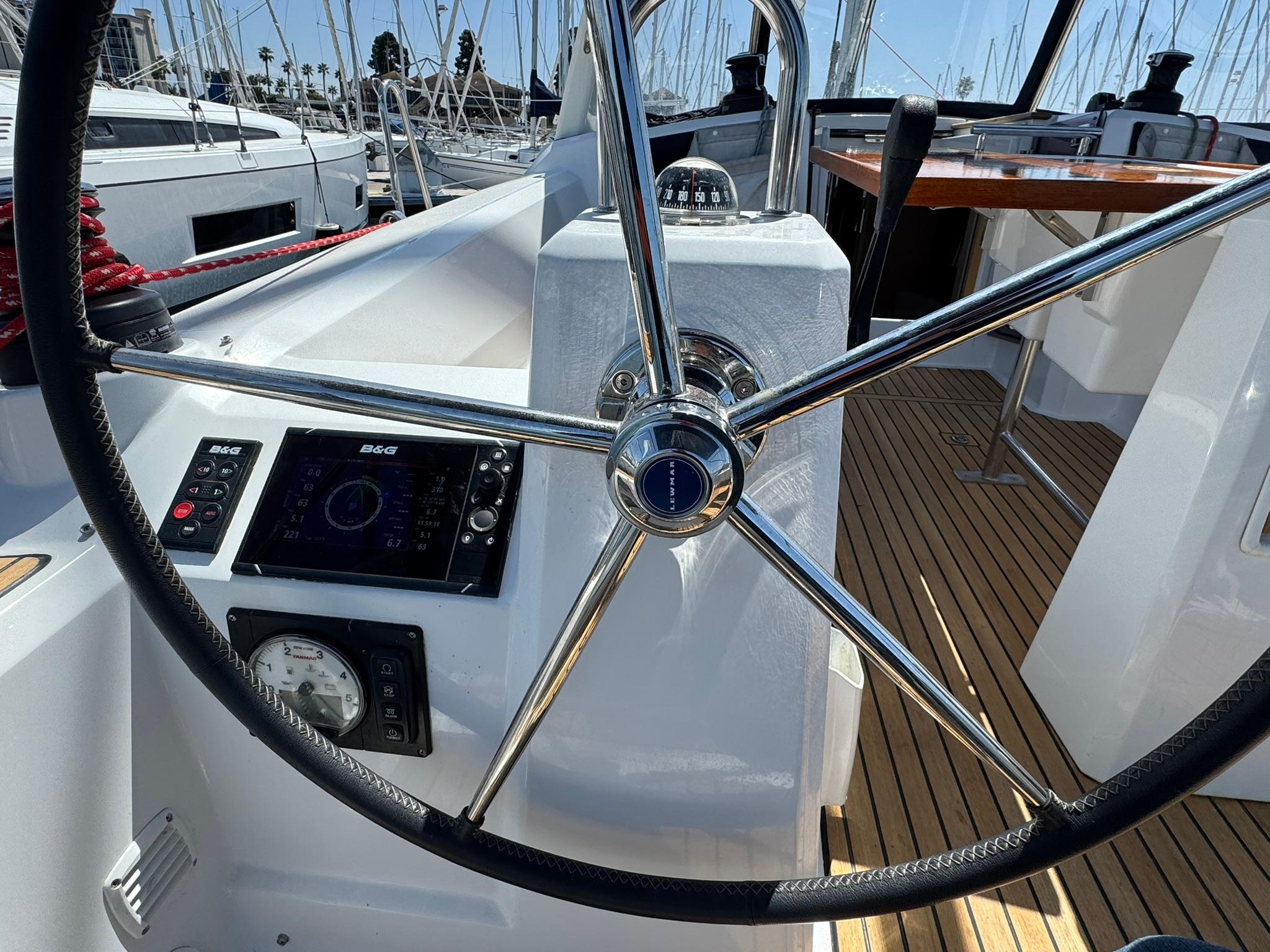 Yacht Photos Pics