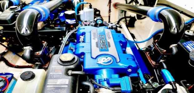 2001-fountain-42-lightning-power-9816452-20250603101407365-1_XLARGE
