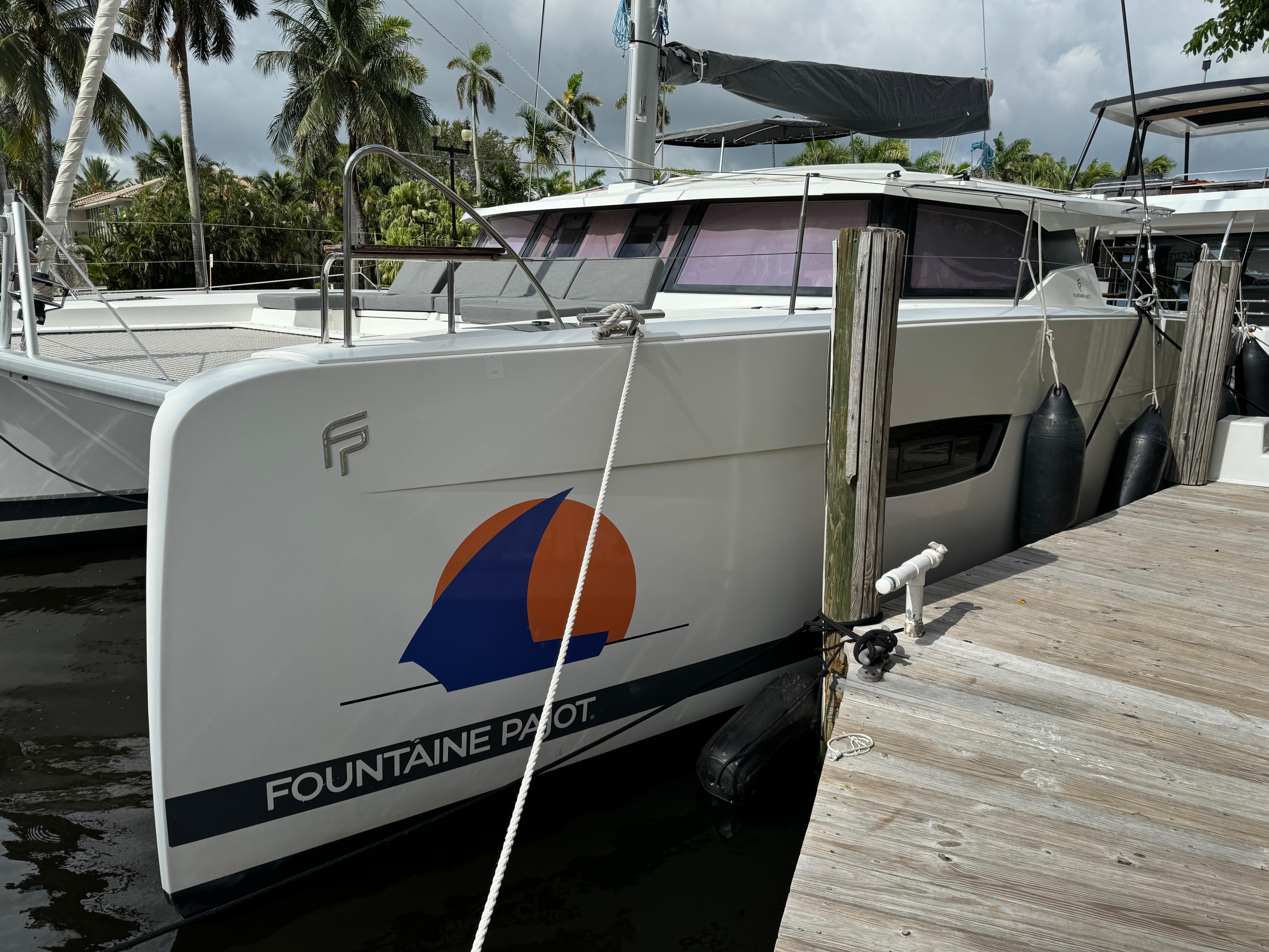 2021 Fountaine Pajot