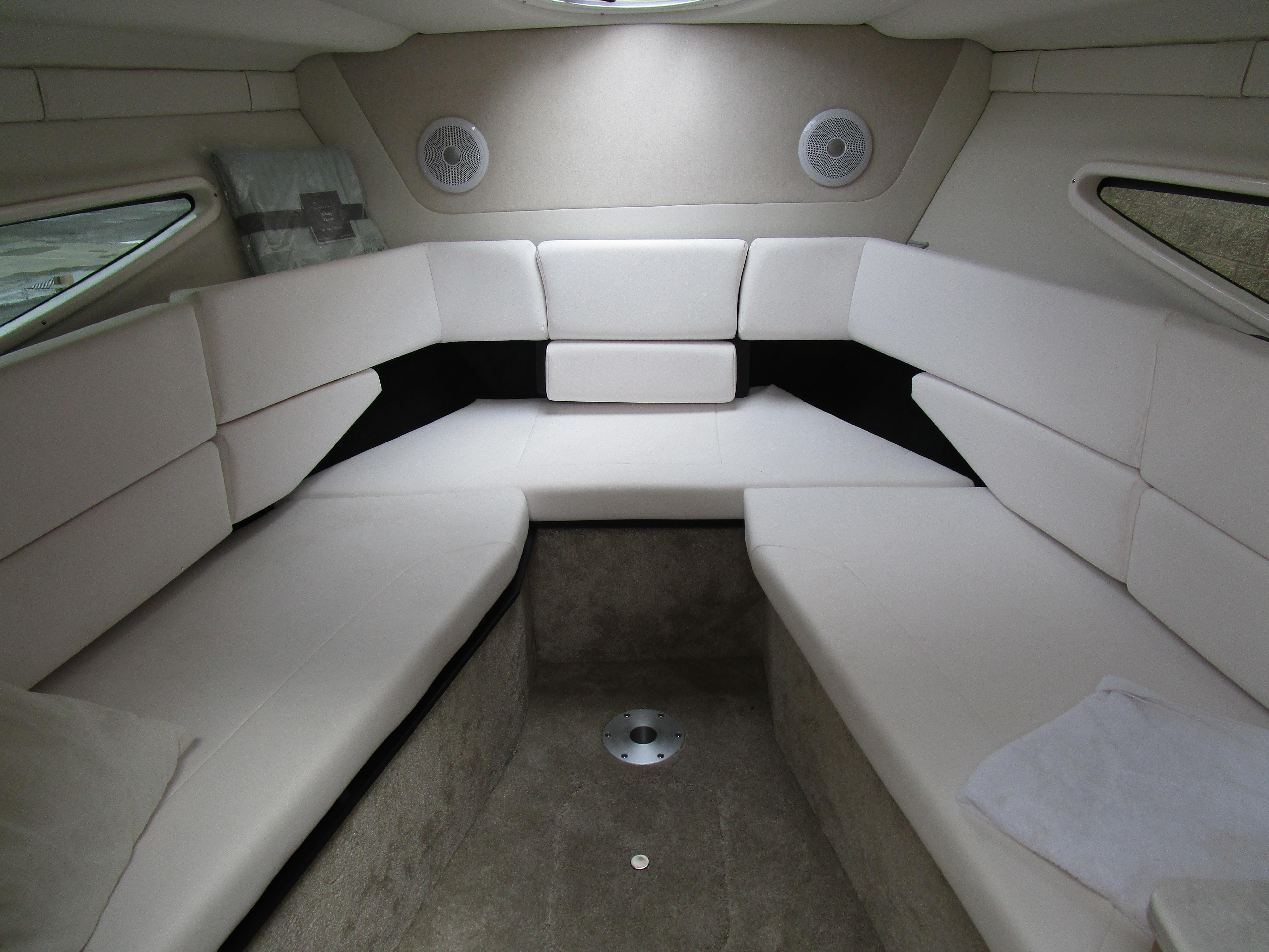 2023 Regal 26 Express Gallery